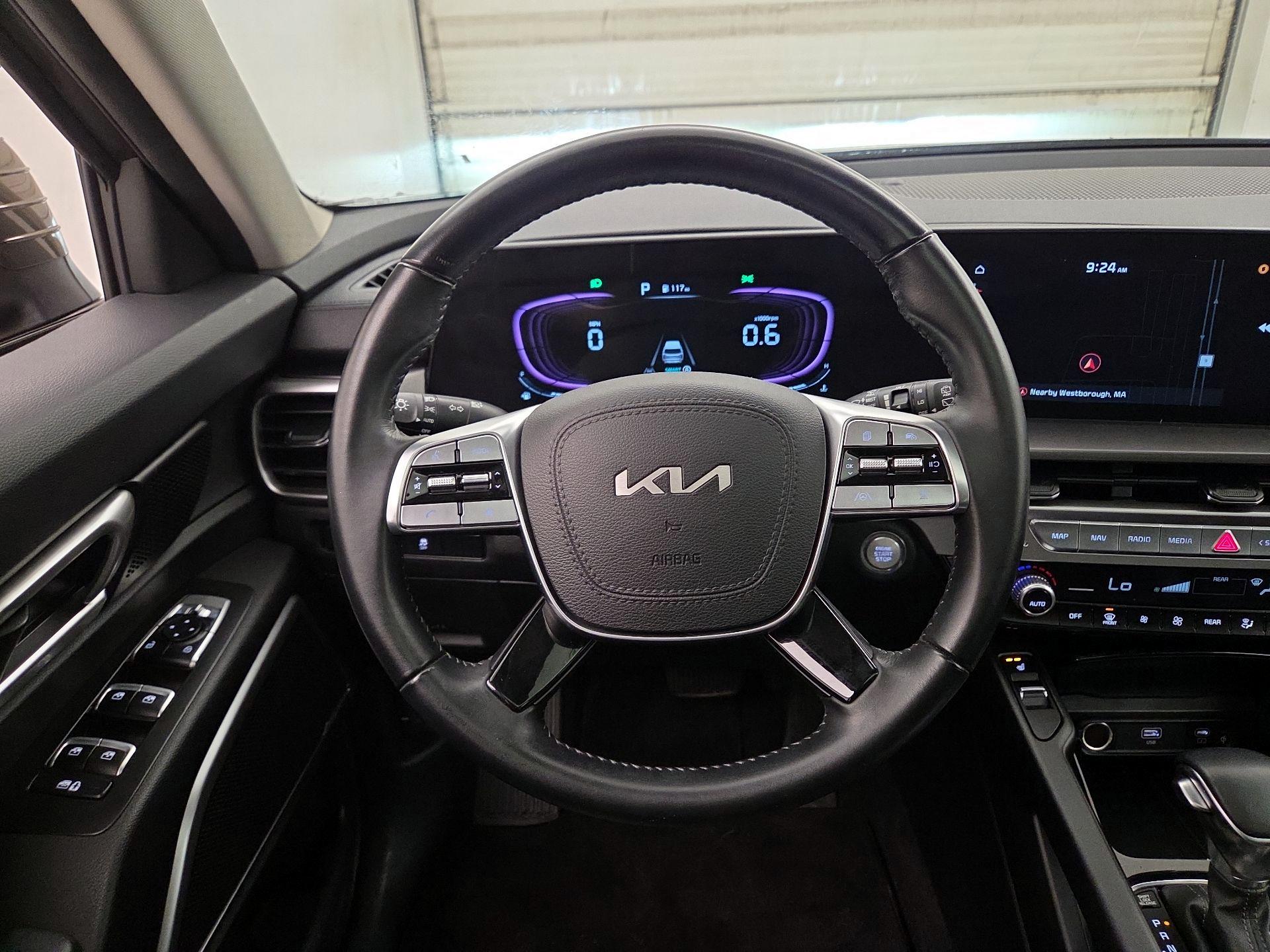 Thumbnail: 2023 Kia Telluride - 10