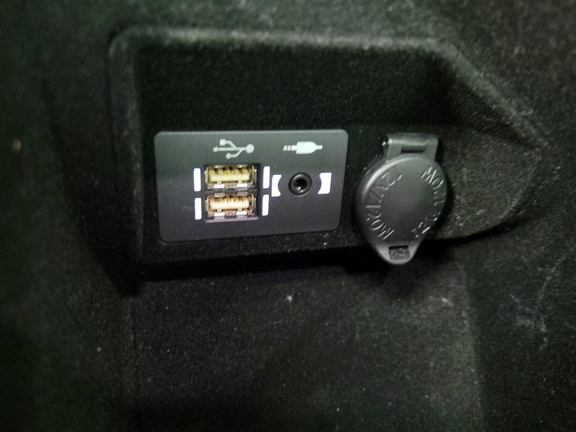 Thumbnail: 2024 Lexus IS - 17