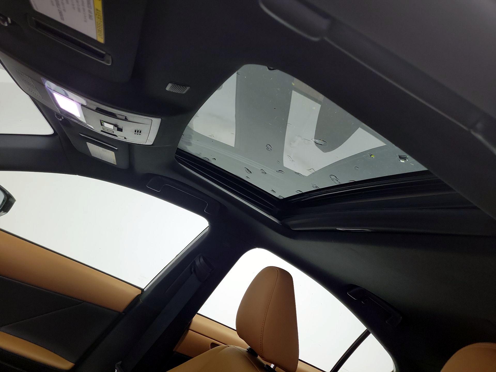 Thumbnail: 2024 Lexus IS - 18