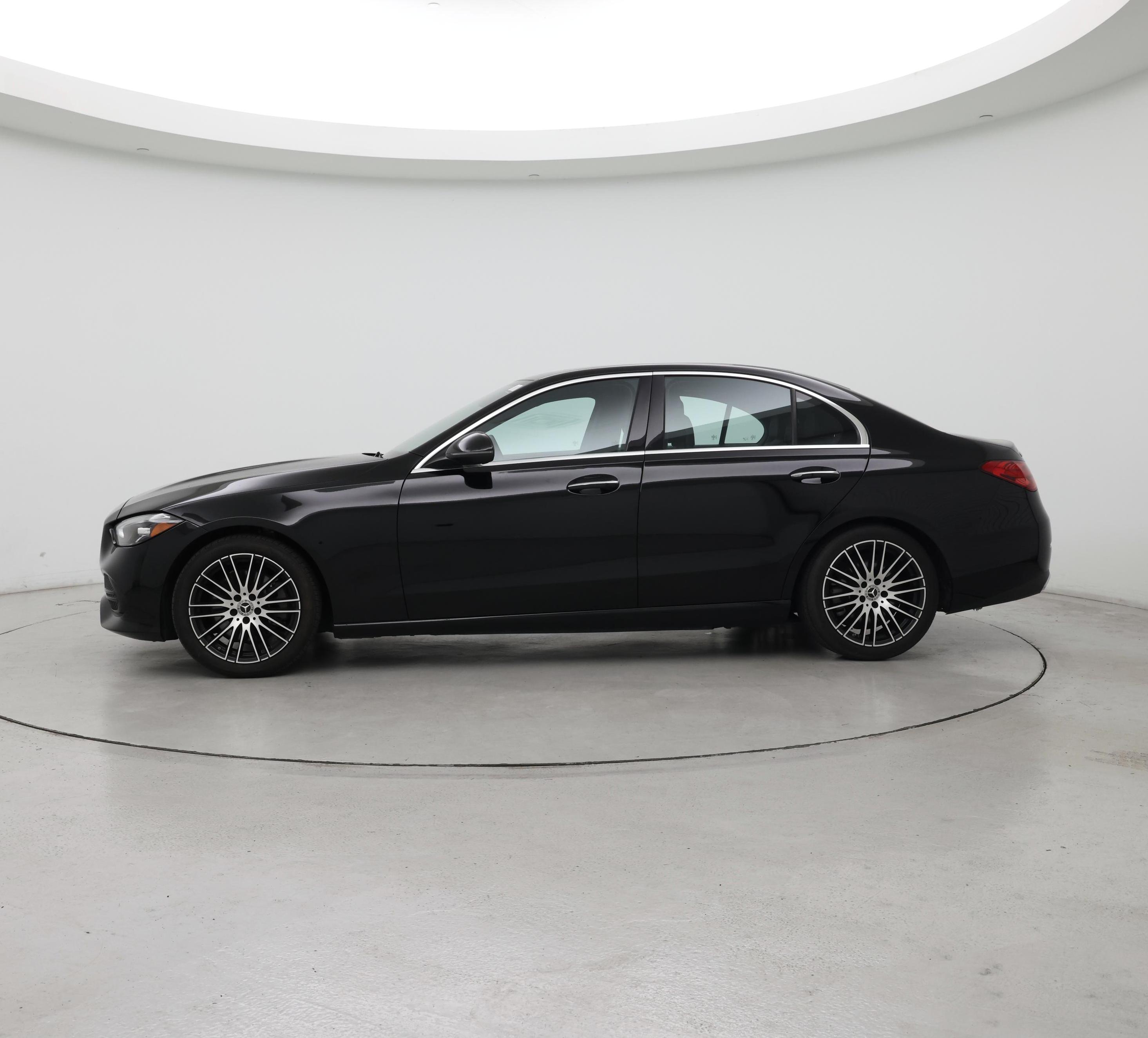 Thumbnail: 2022 Mercedes-Benz C-Class - 3