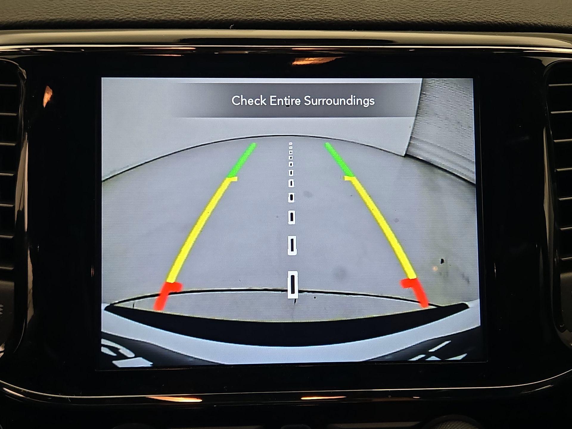 Thumbnail: 2021 Jeep Grand Cherokee - 15