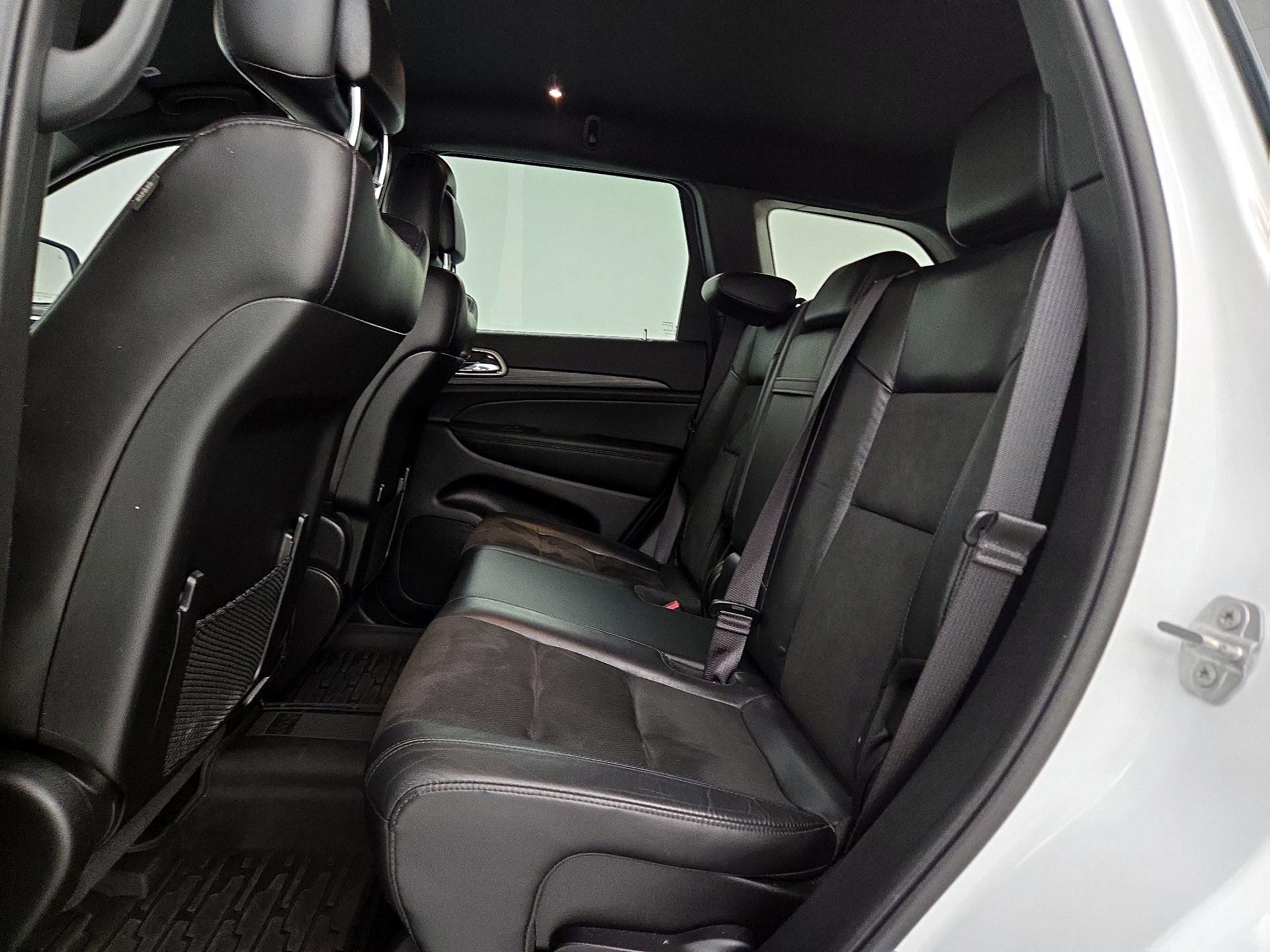 Thumbnail: 2021 Jeep Grand Cherokee - 20