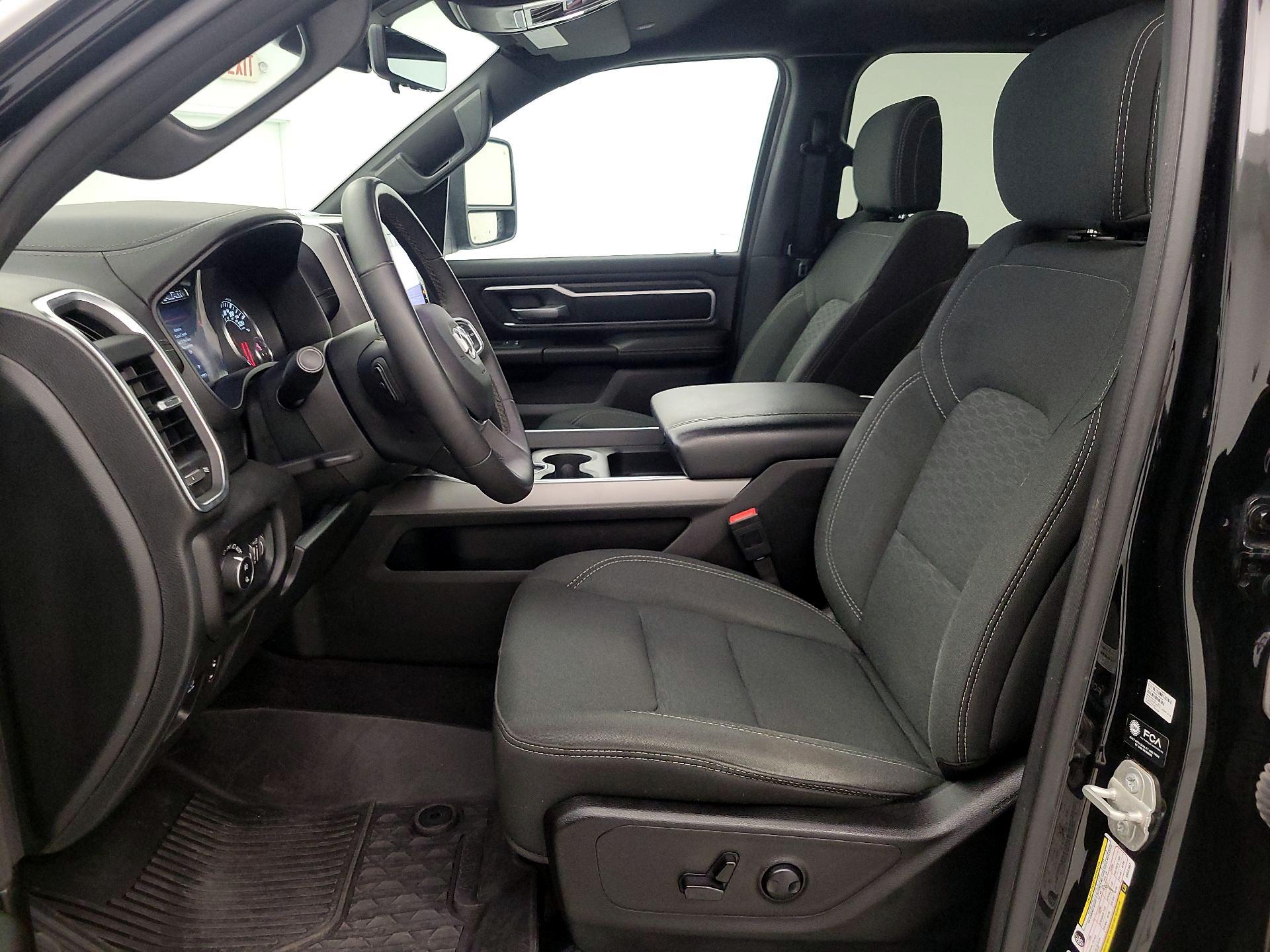 Thumbnail: 2025 RAM 1500 - 11