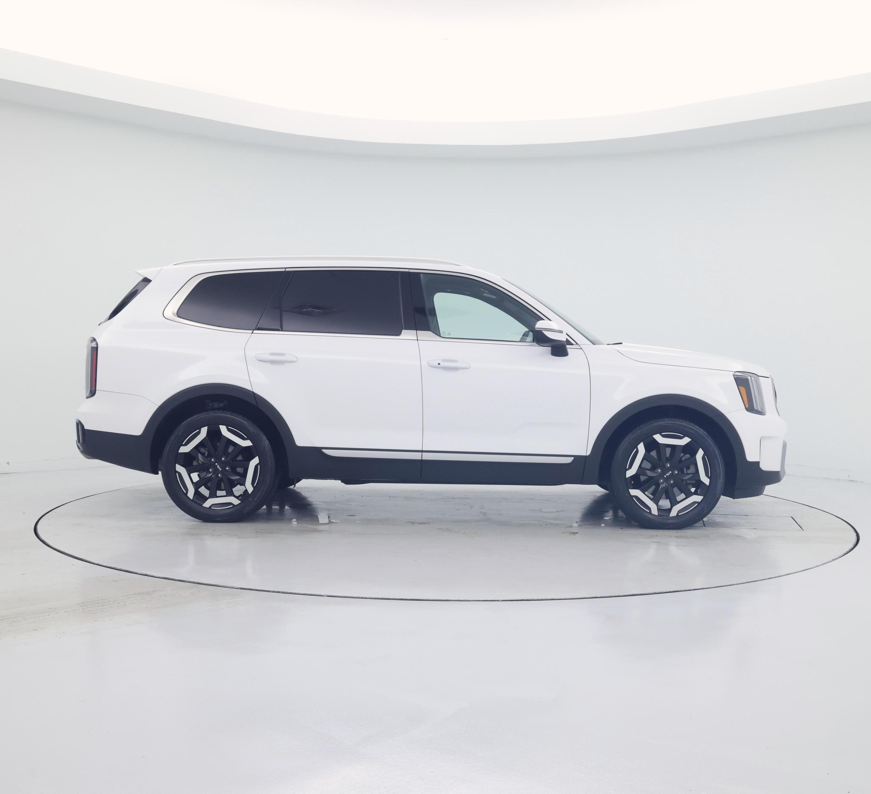 Thumbnail: 2023 Kia Telluride - 7