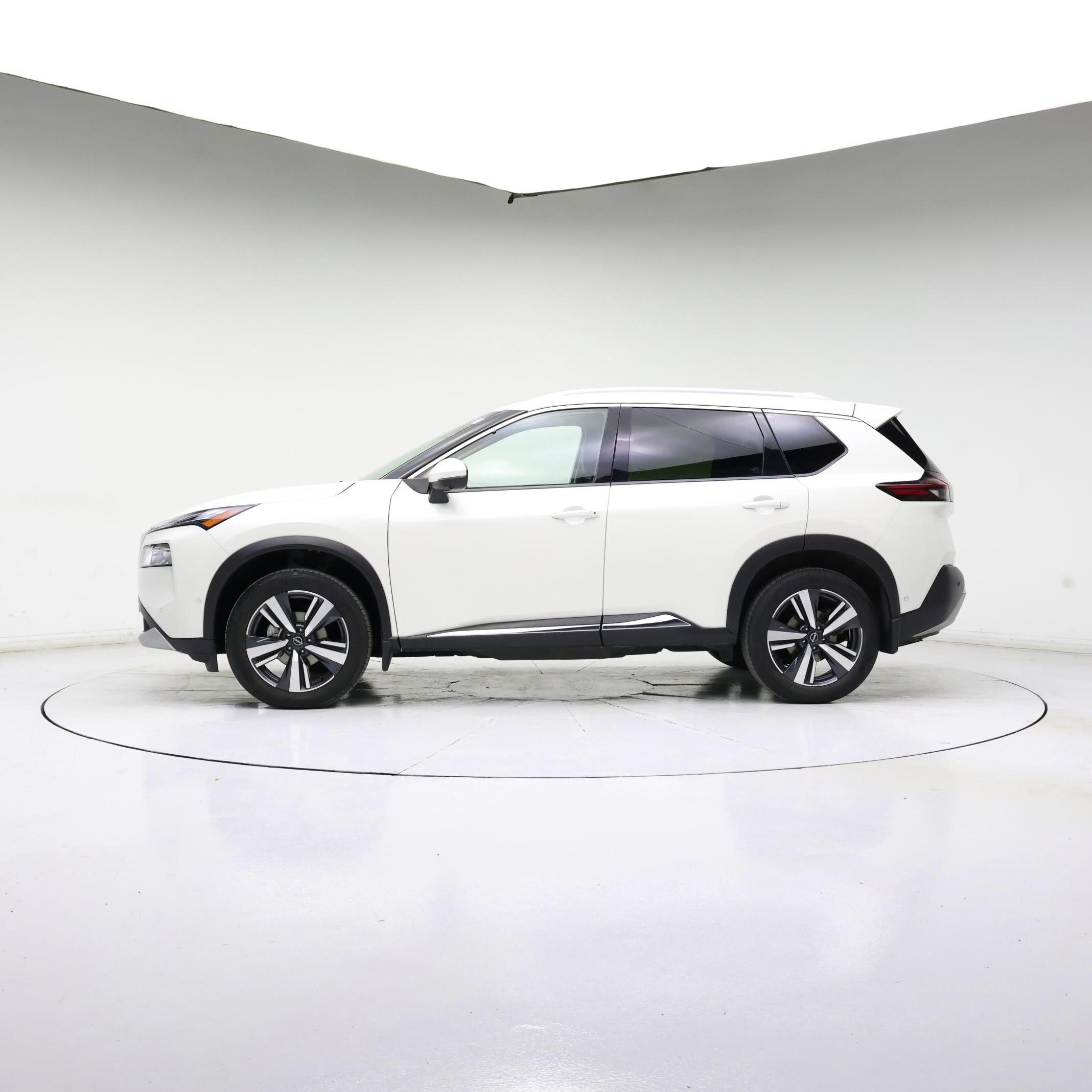 Thumbnail: 2023 Nissan Rogue - 3