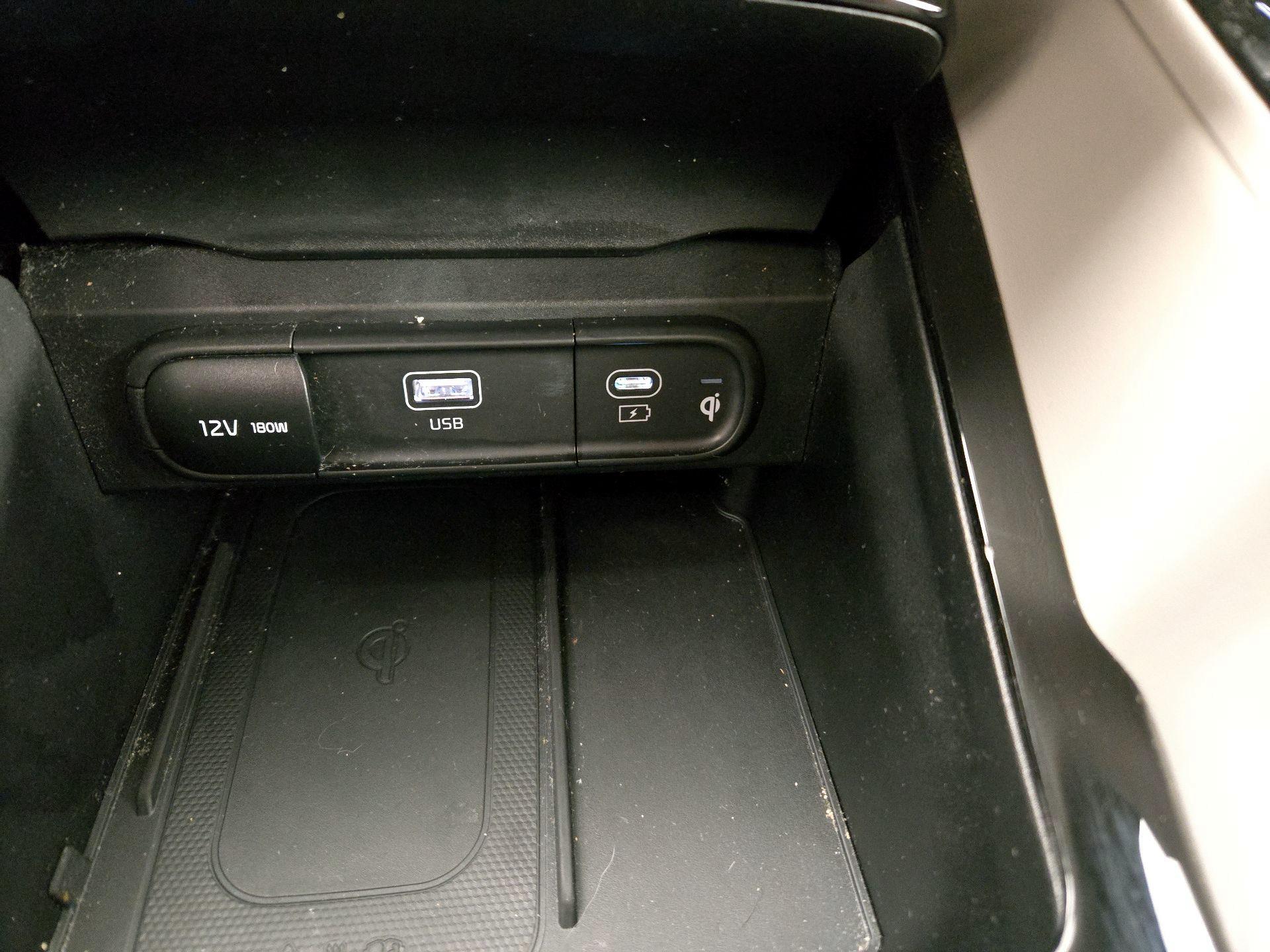 Thumbnail: 2023 Kia Telluride - 18