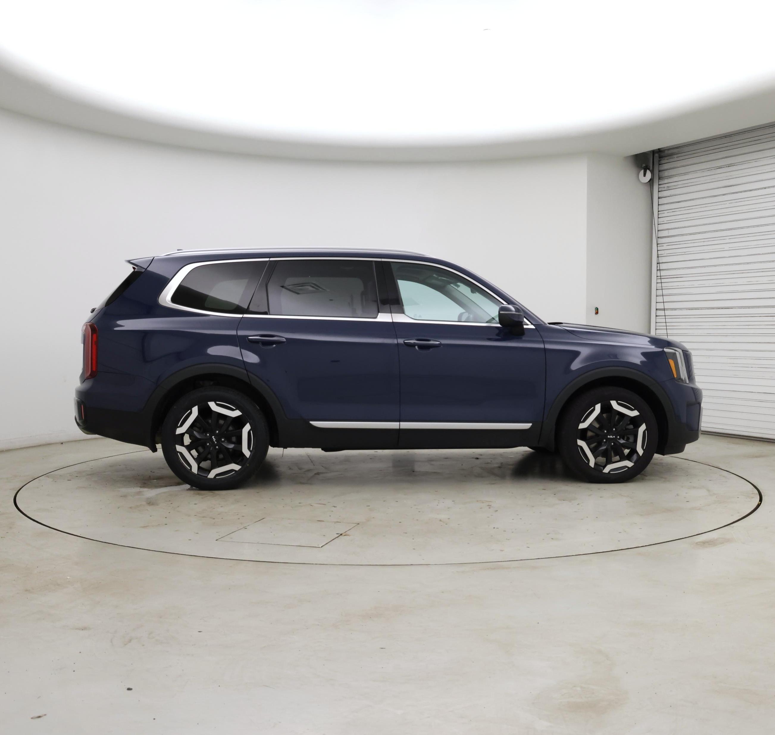 Thumbnail: 2023 Kia Telluride - 7