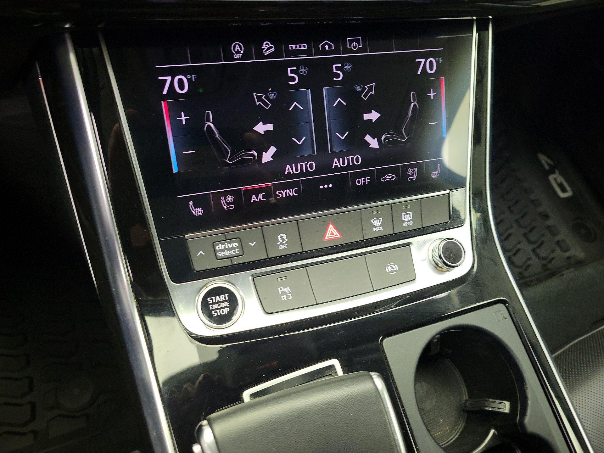 Thumbnail: 2022 Audi Q7 - 17