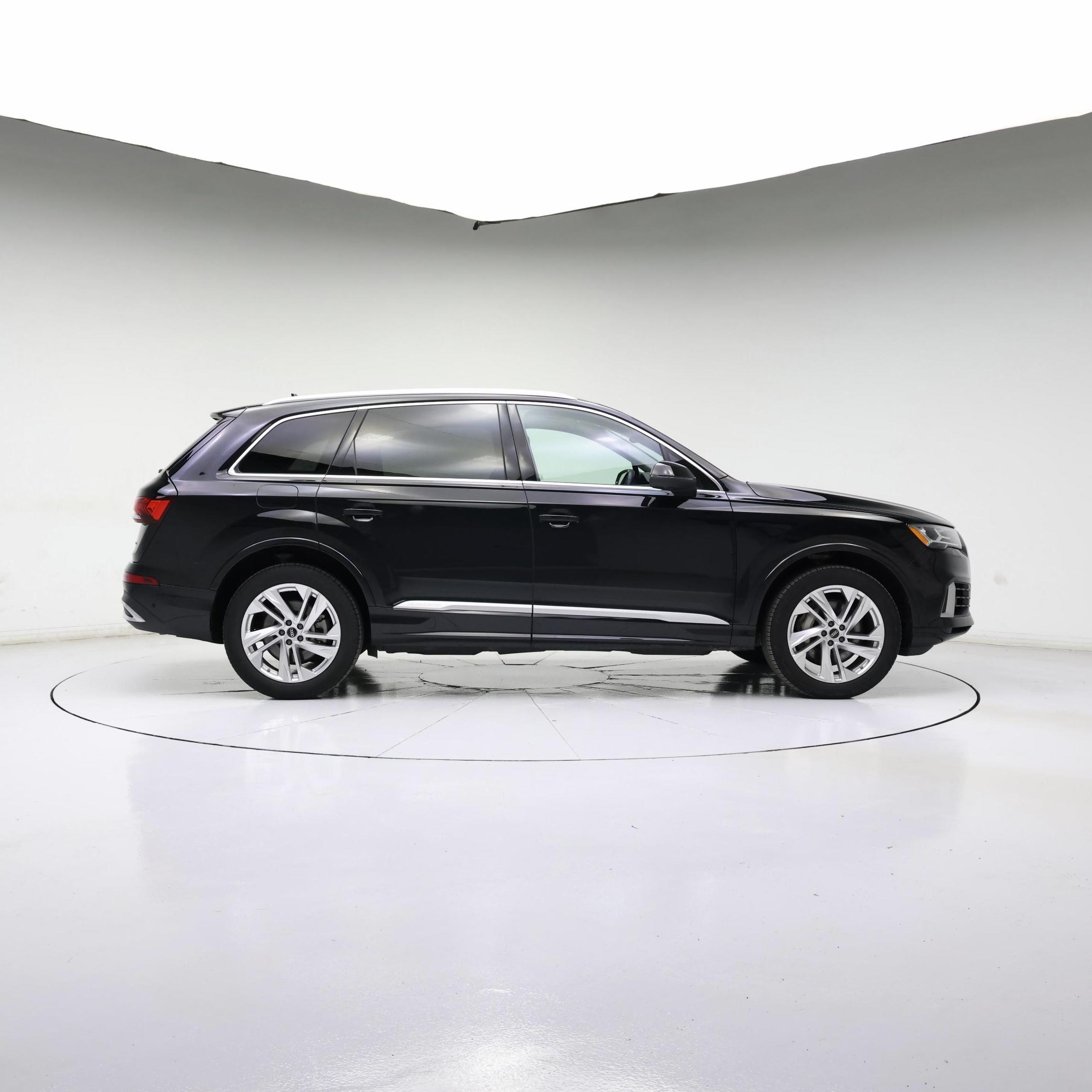 Thumbnail: 2022 Audi Q7 - 7