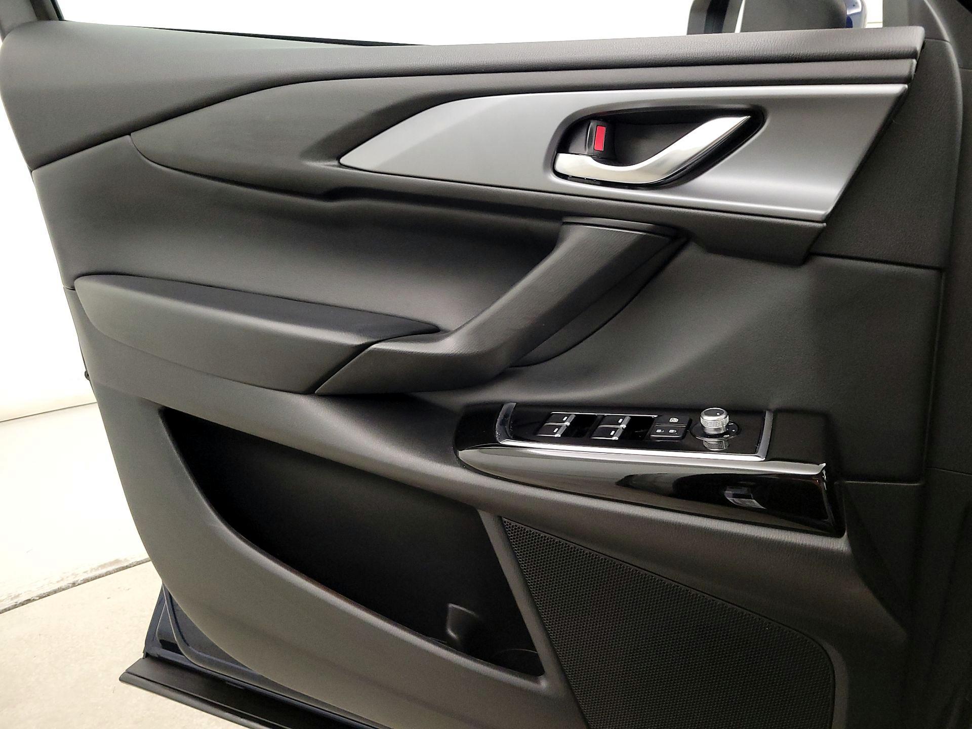 Thumbnail: 2023 Mazda CX-9 - 12