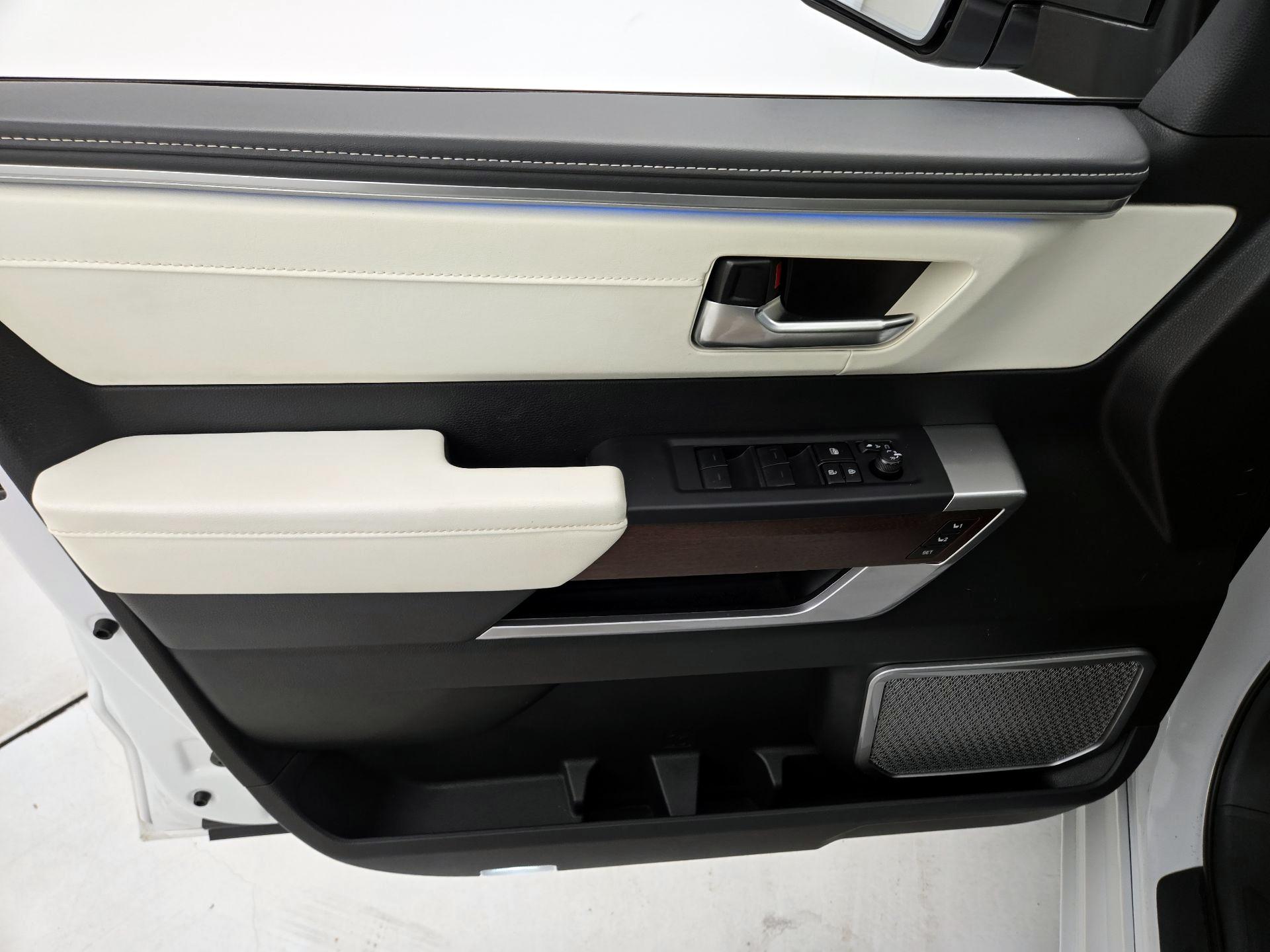 Thumbnail: 2024 Toyota Tundra - 12