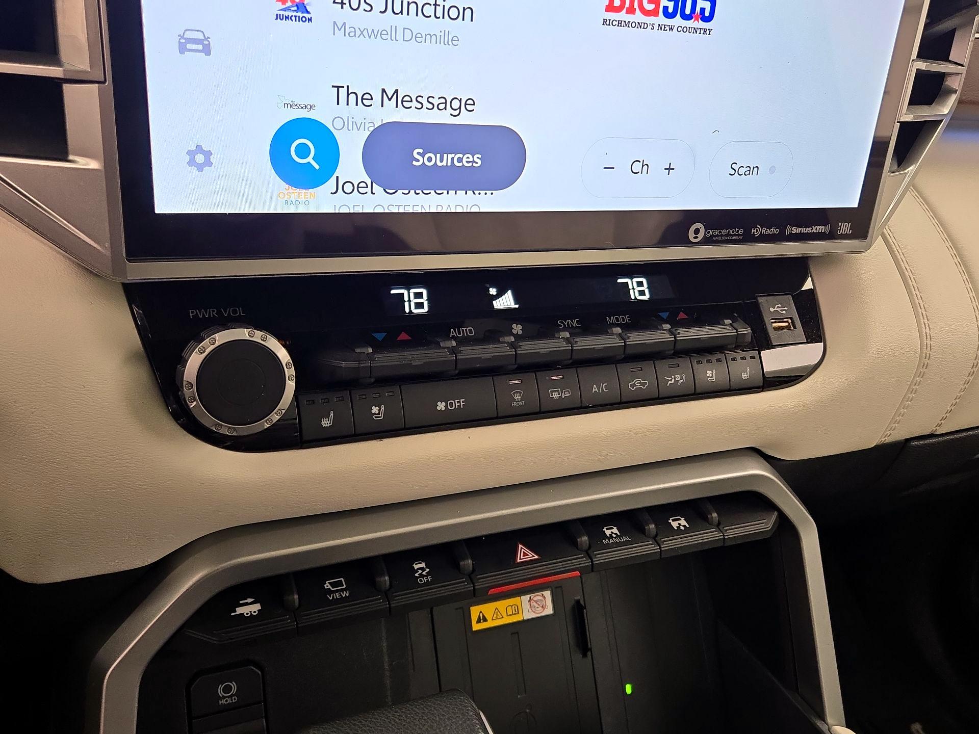 Thumbnail: 2024 Toyota Tundra - 17