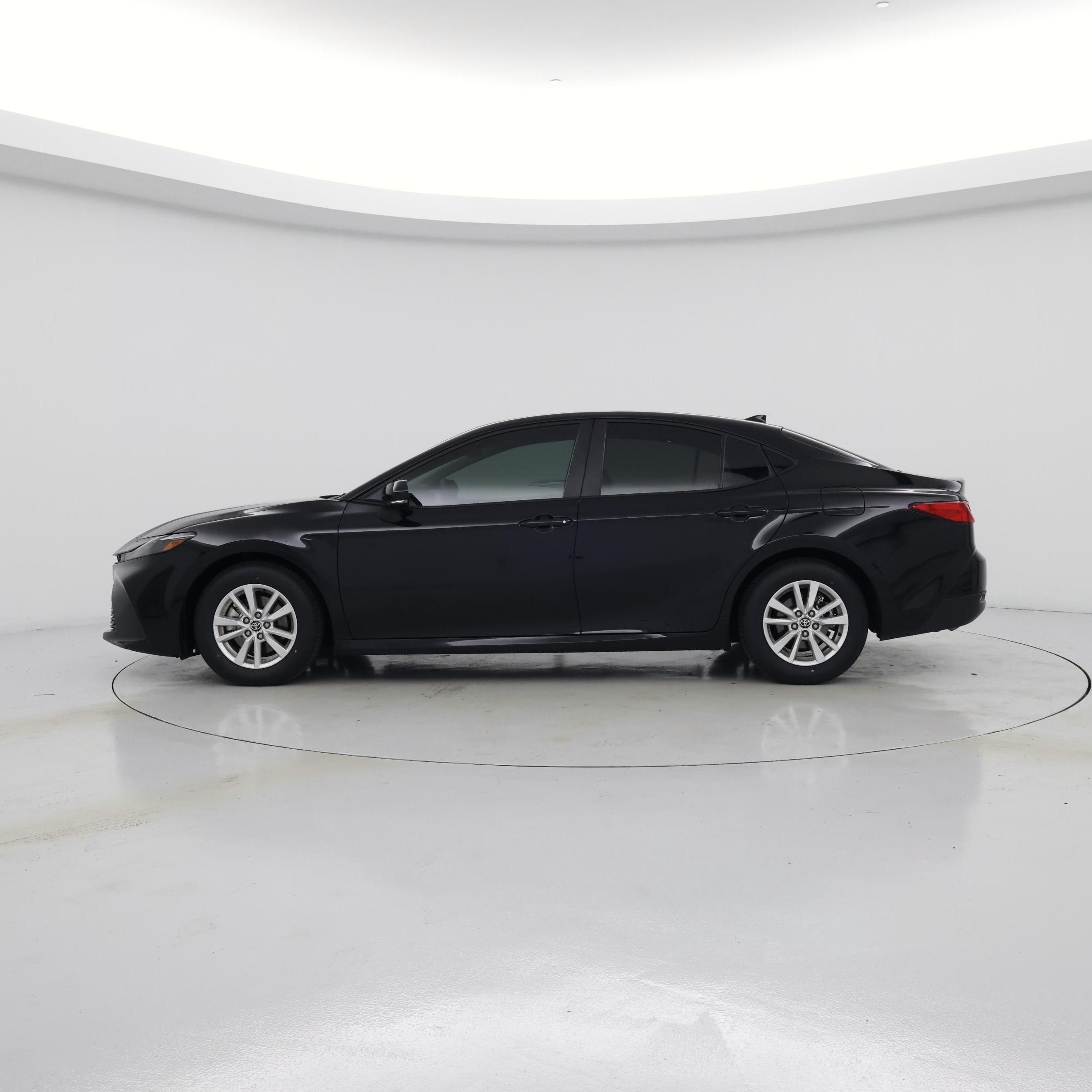Thumbnail: 2025 Toyota Camry - 3
