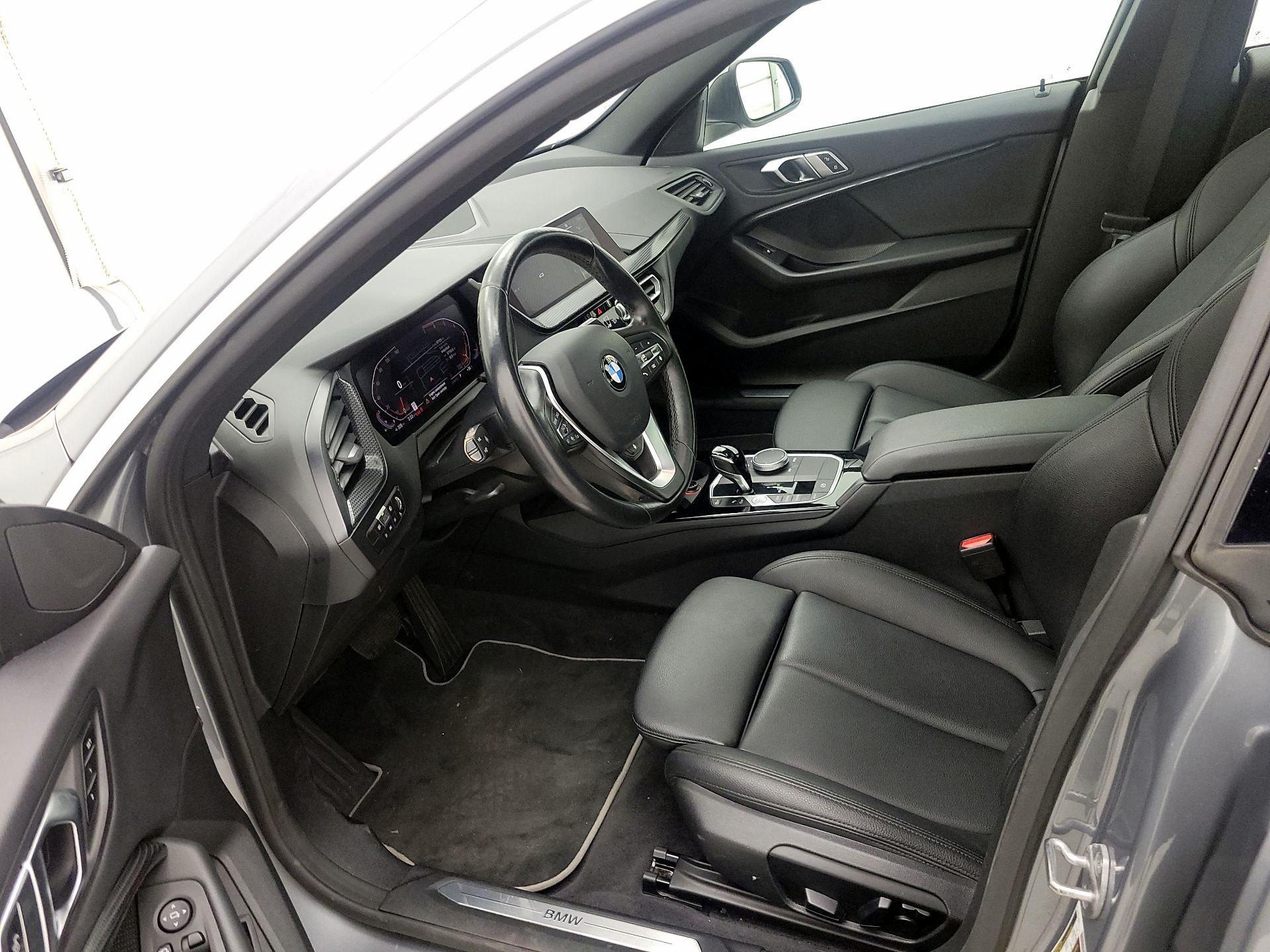 Thumbnail: 2022 BMW 2 Series - 11