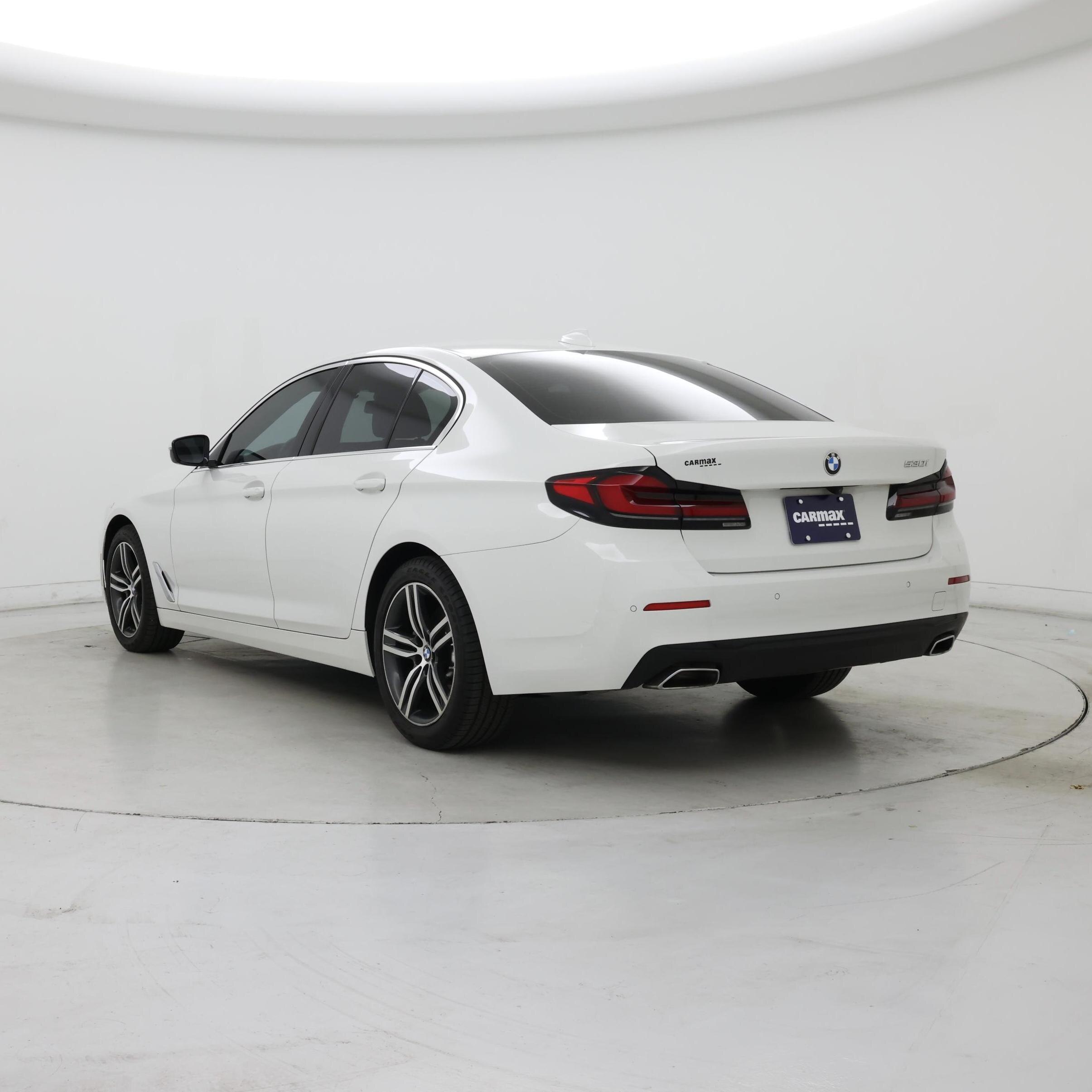 Thumbnail: 2023 BMW 5 Series - 2