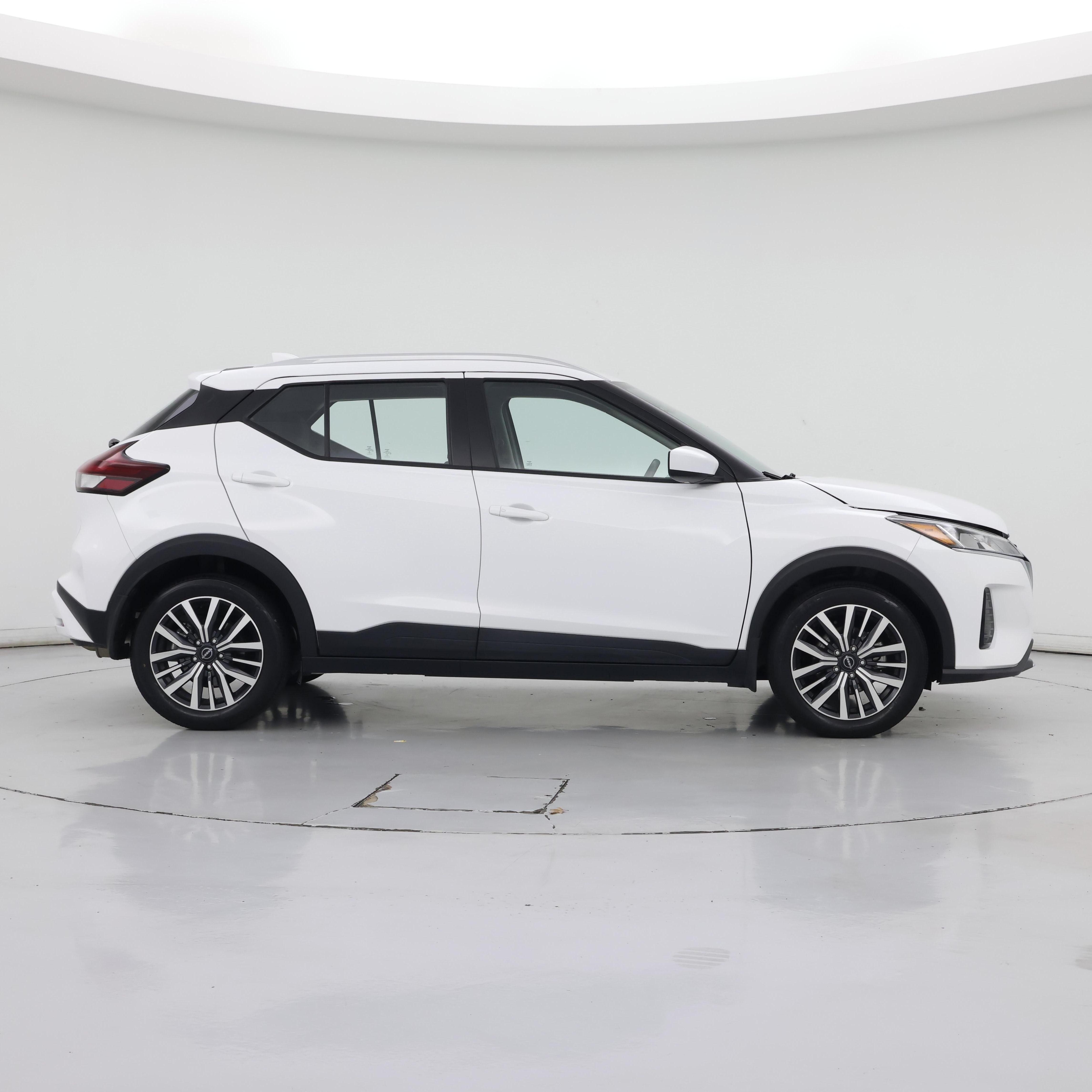 Thumbnail: 2022 Nissan Kicks - 7