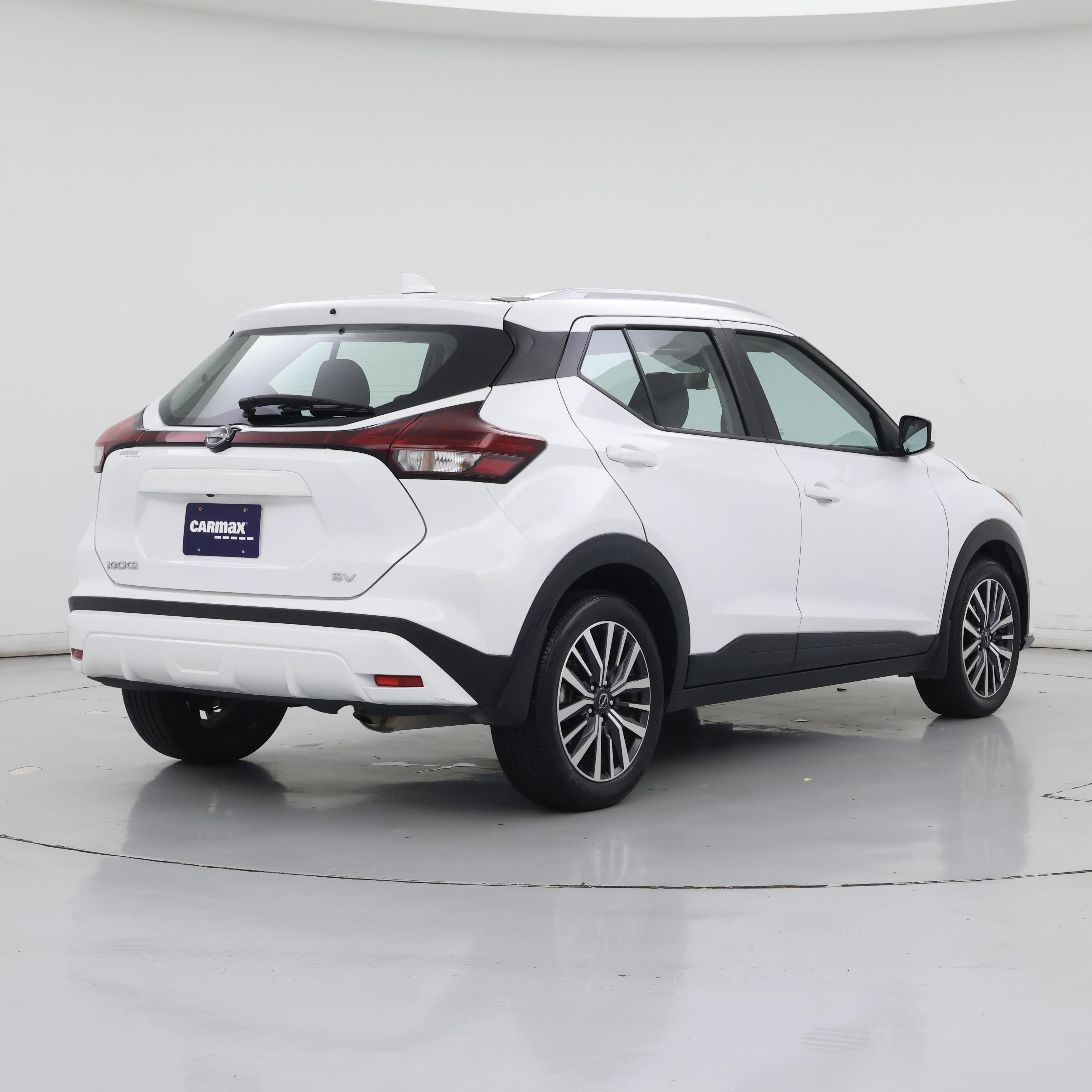 Thumbnail: 2022 Nissan Kicks - 8