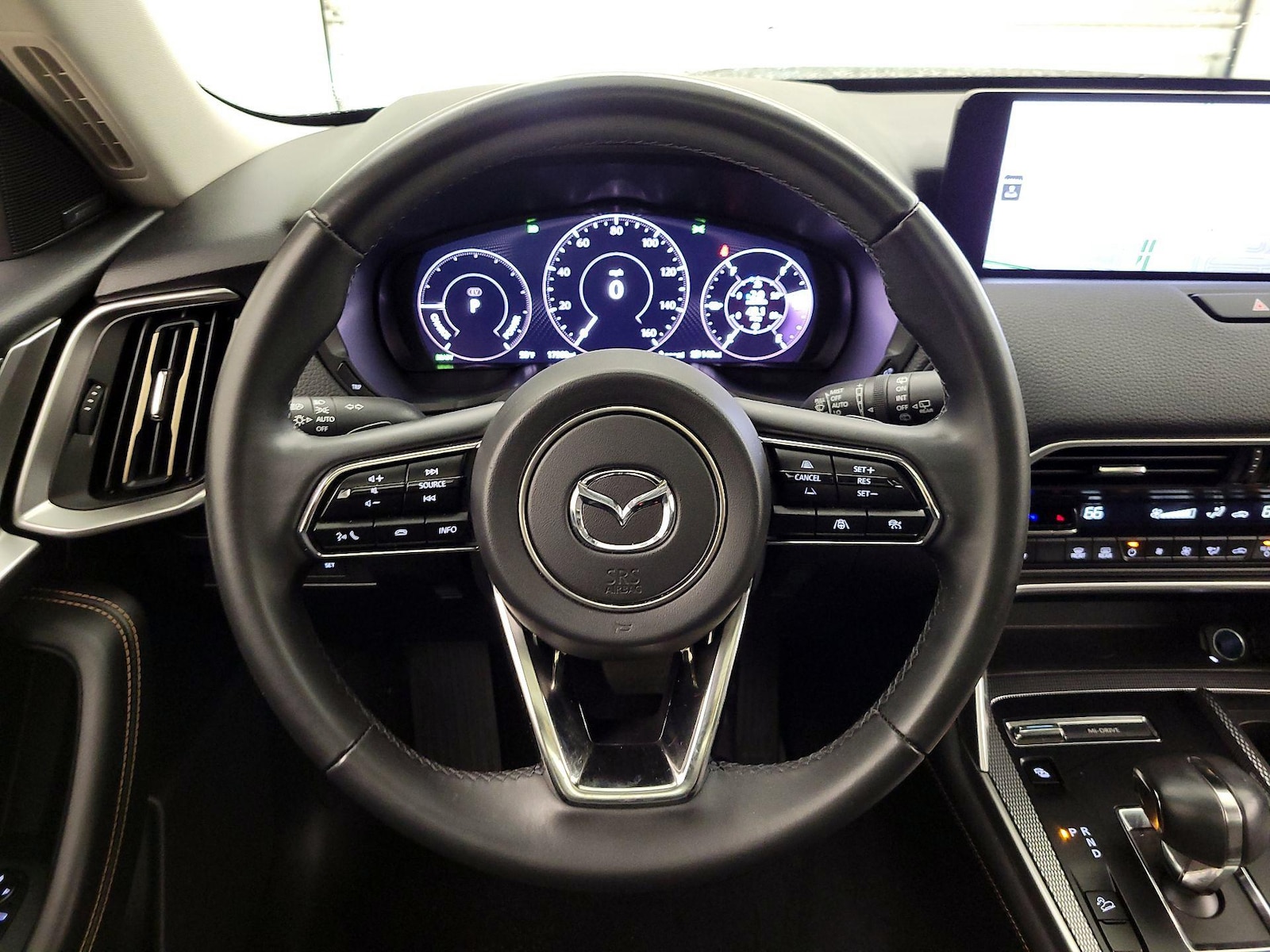 2025 Mazda CX-70 Premium Package - Photo 11