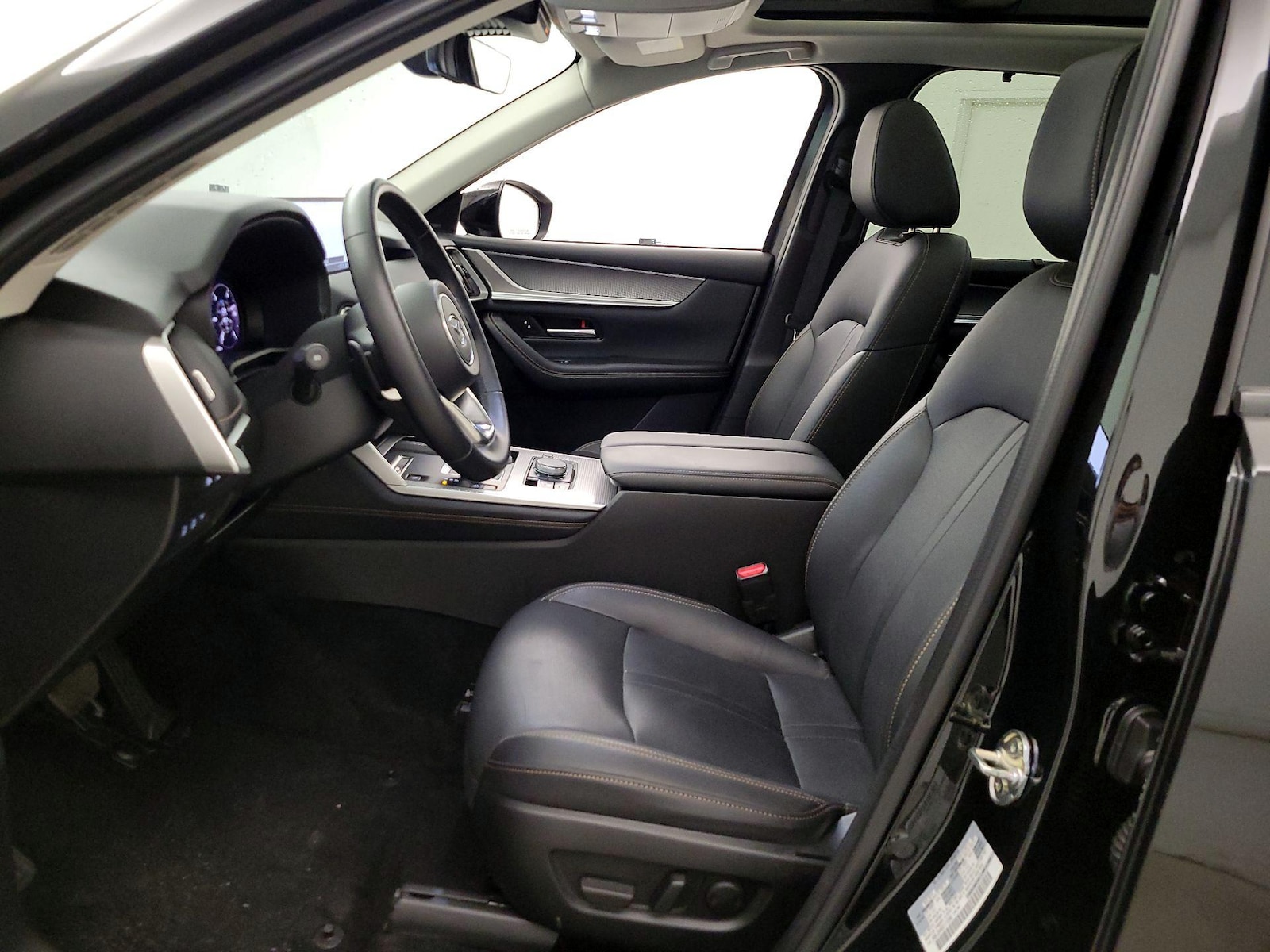 2025 Mazda CX-70 Premium Package - Photo 12
