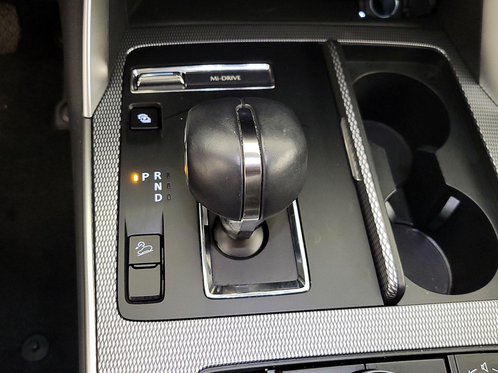 2025 Mazda CX-70 Premium Package - Photo 19