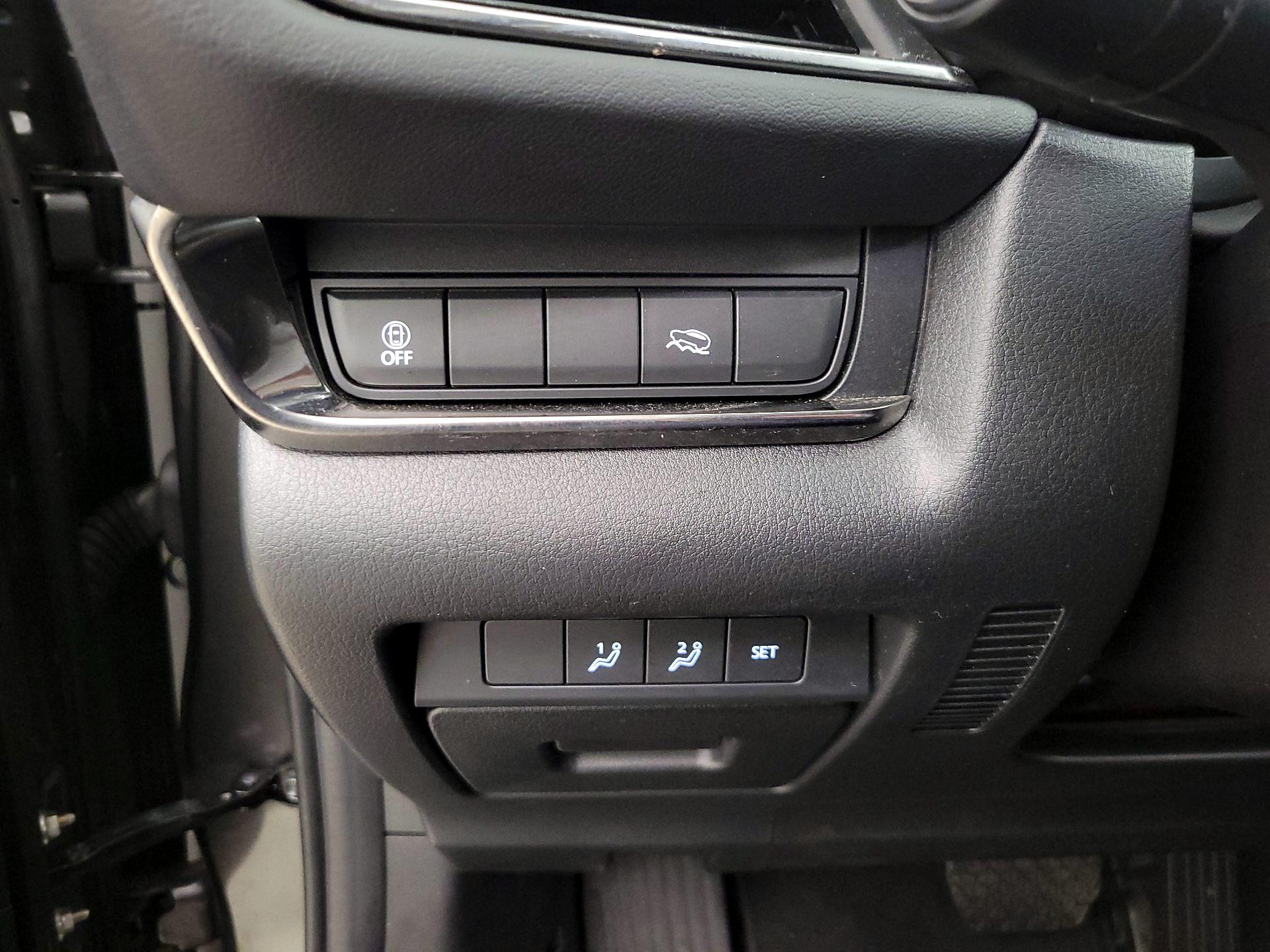 Thumbnail: 2023 Mazda CX-30 - 13