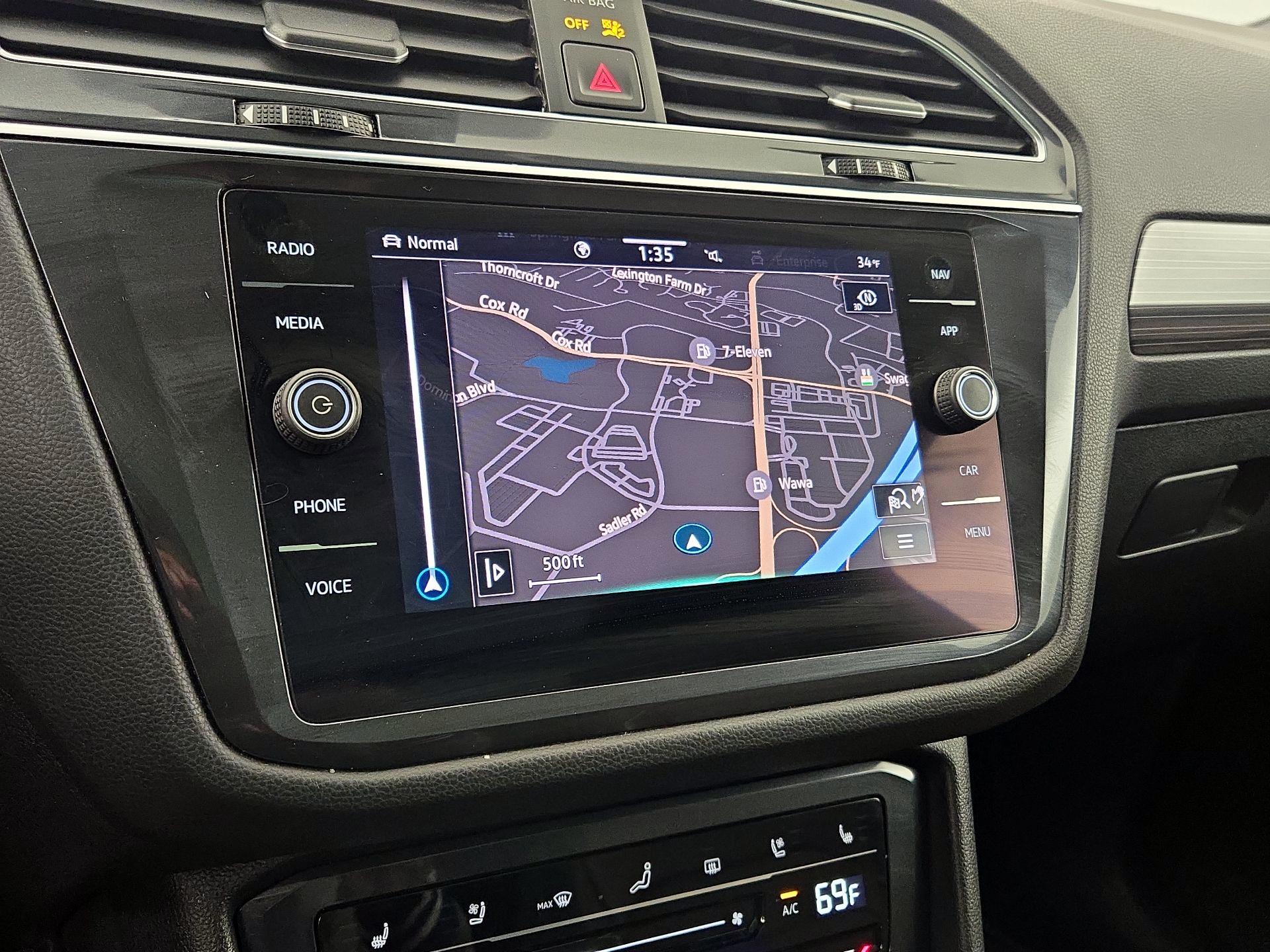 Thumbnail: 2022 Volkswagen Tiguan - 14