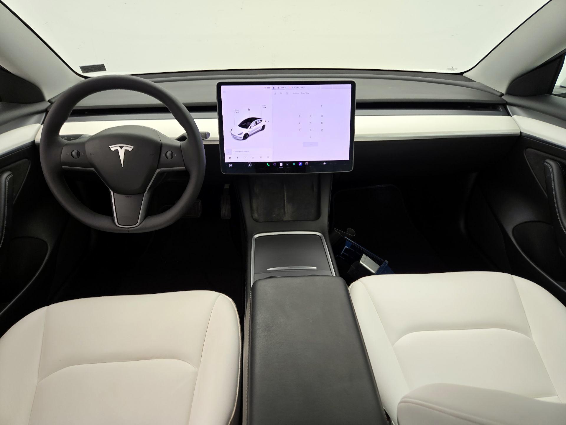 Thumbnail: 2021 Tesla Model 3 - 9