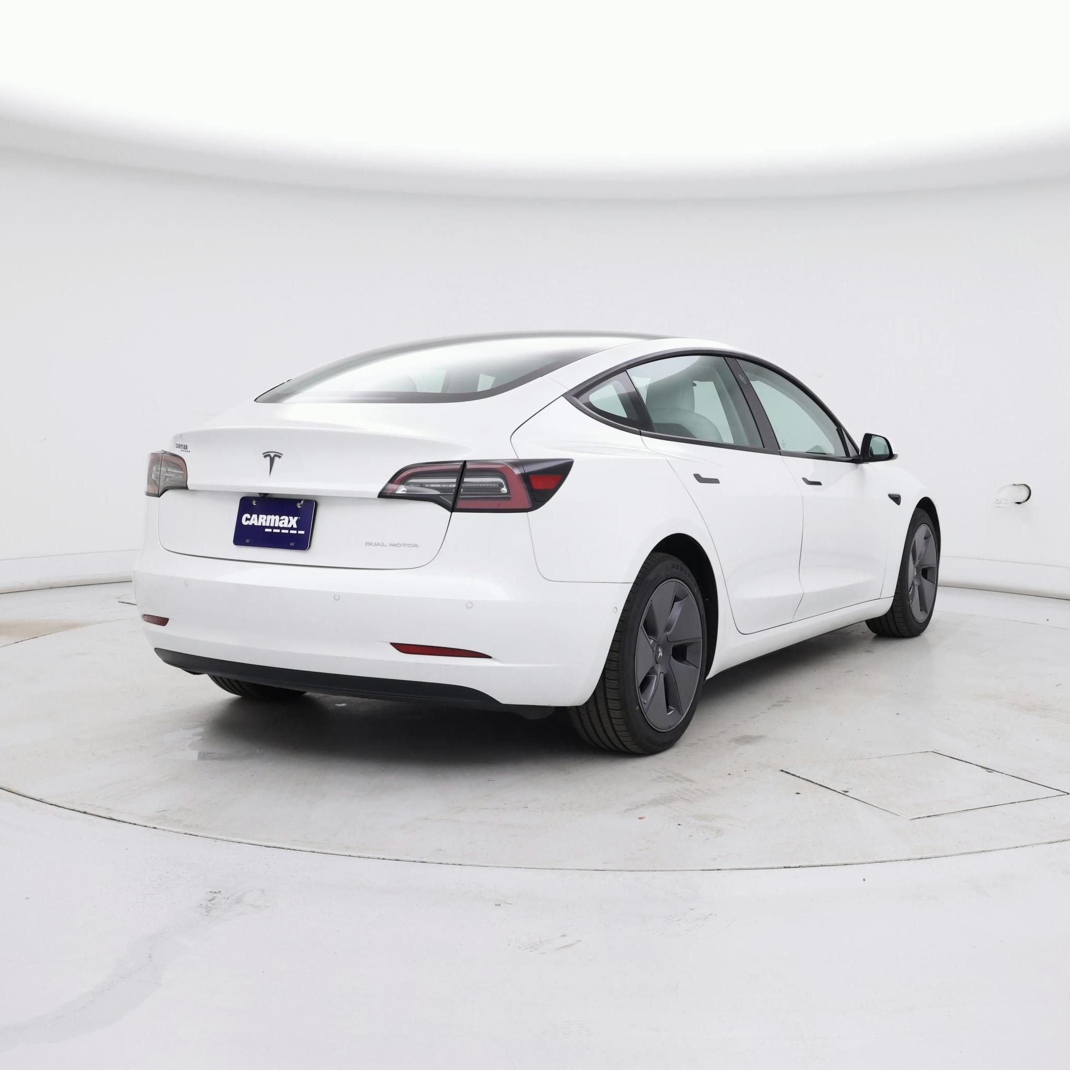 Thumbnail: 2021 Tesla Model 3 - 8