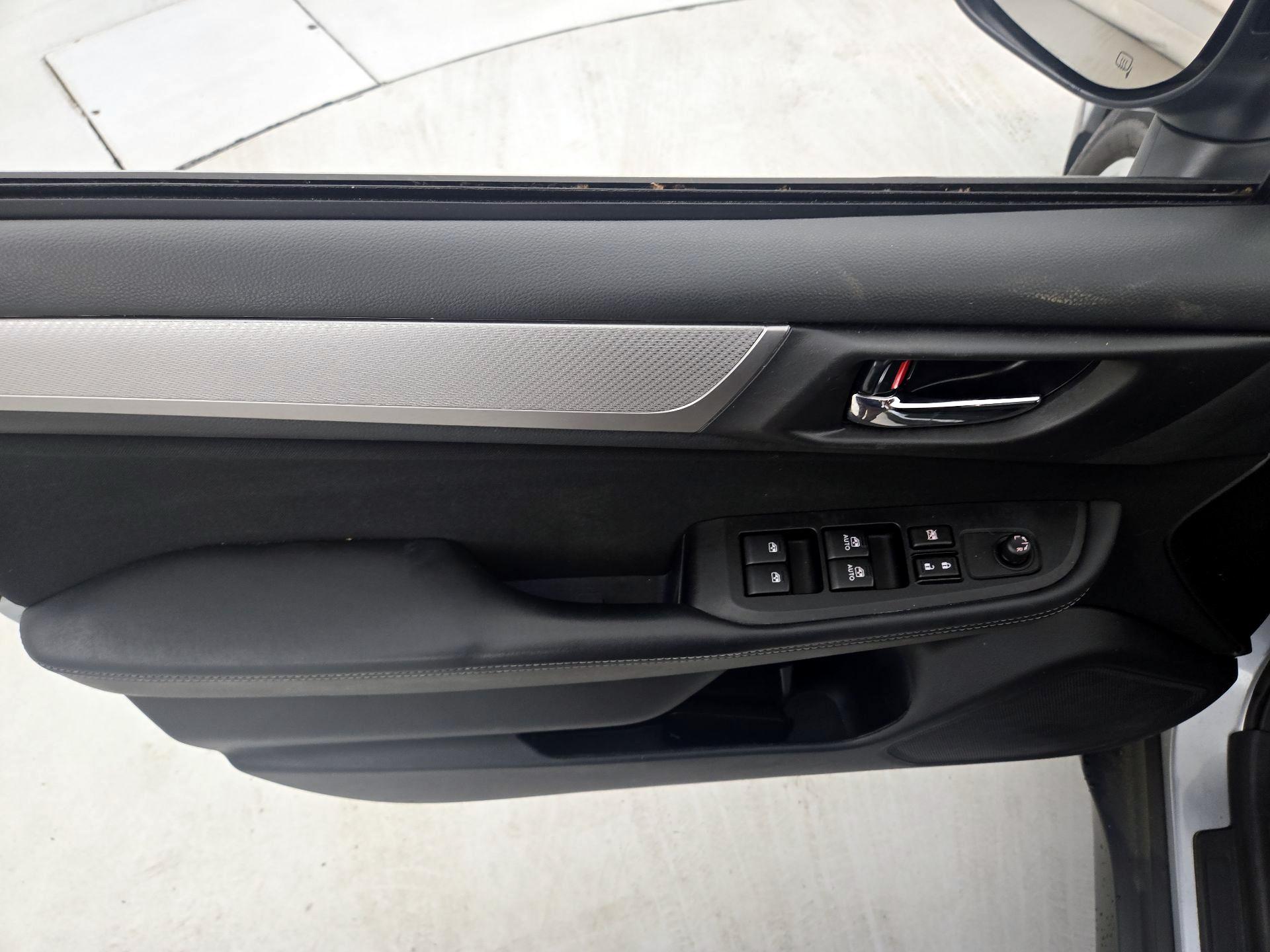 Thumbnail: 2018 Subaru Outback - 12