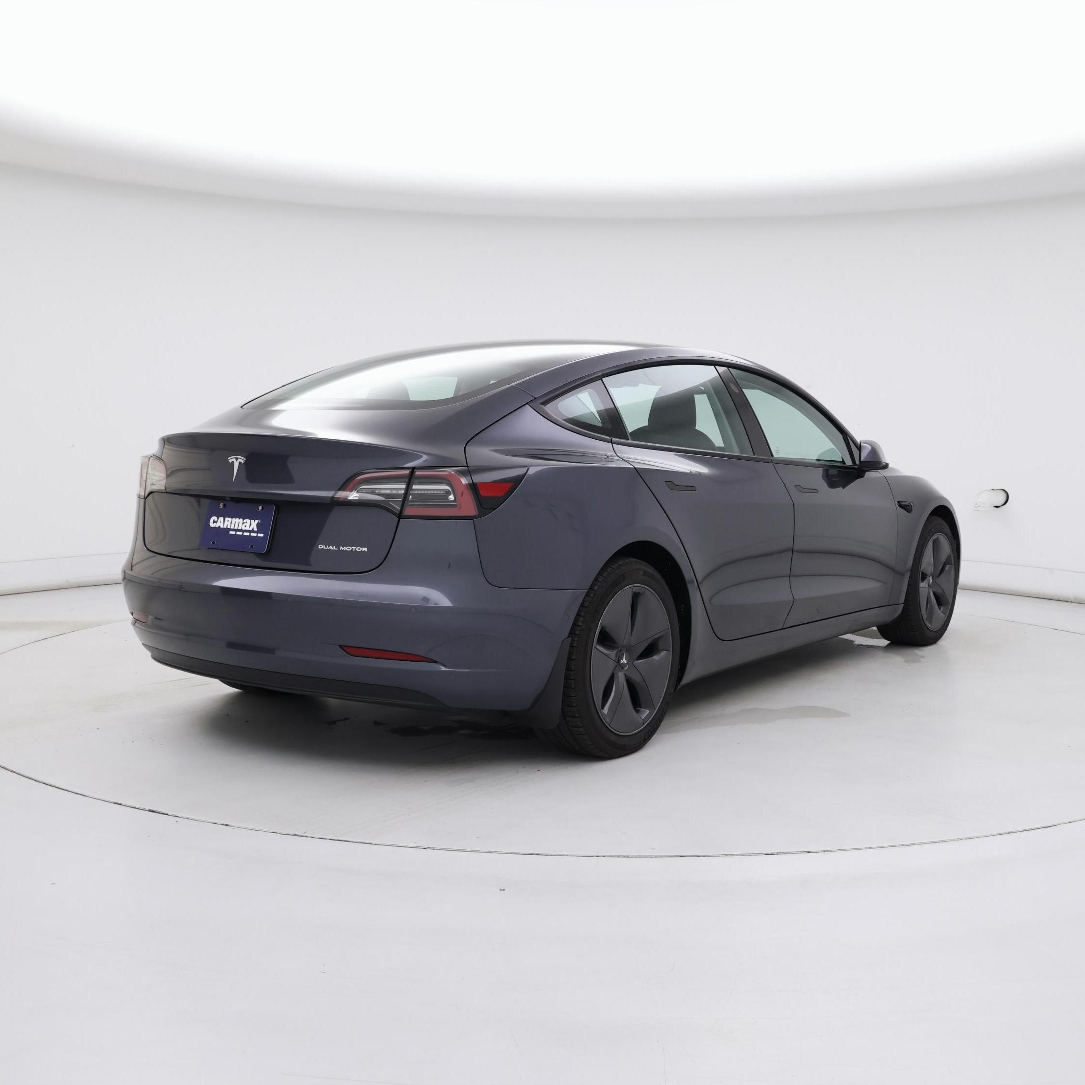 Thumbnail: 2022 Tesla Model 3 - 8