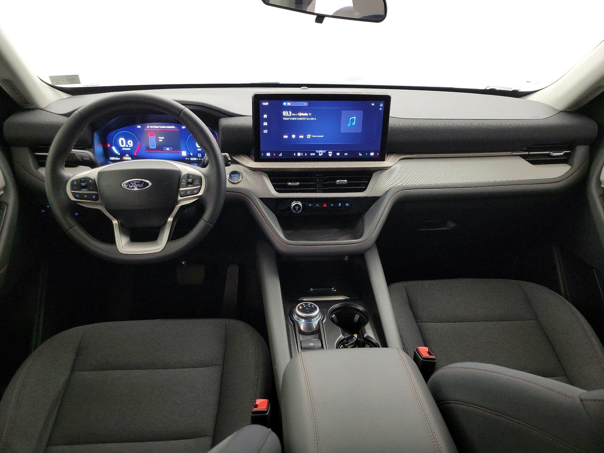 Thumbnail: 2025 Ford Explorer - 9