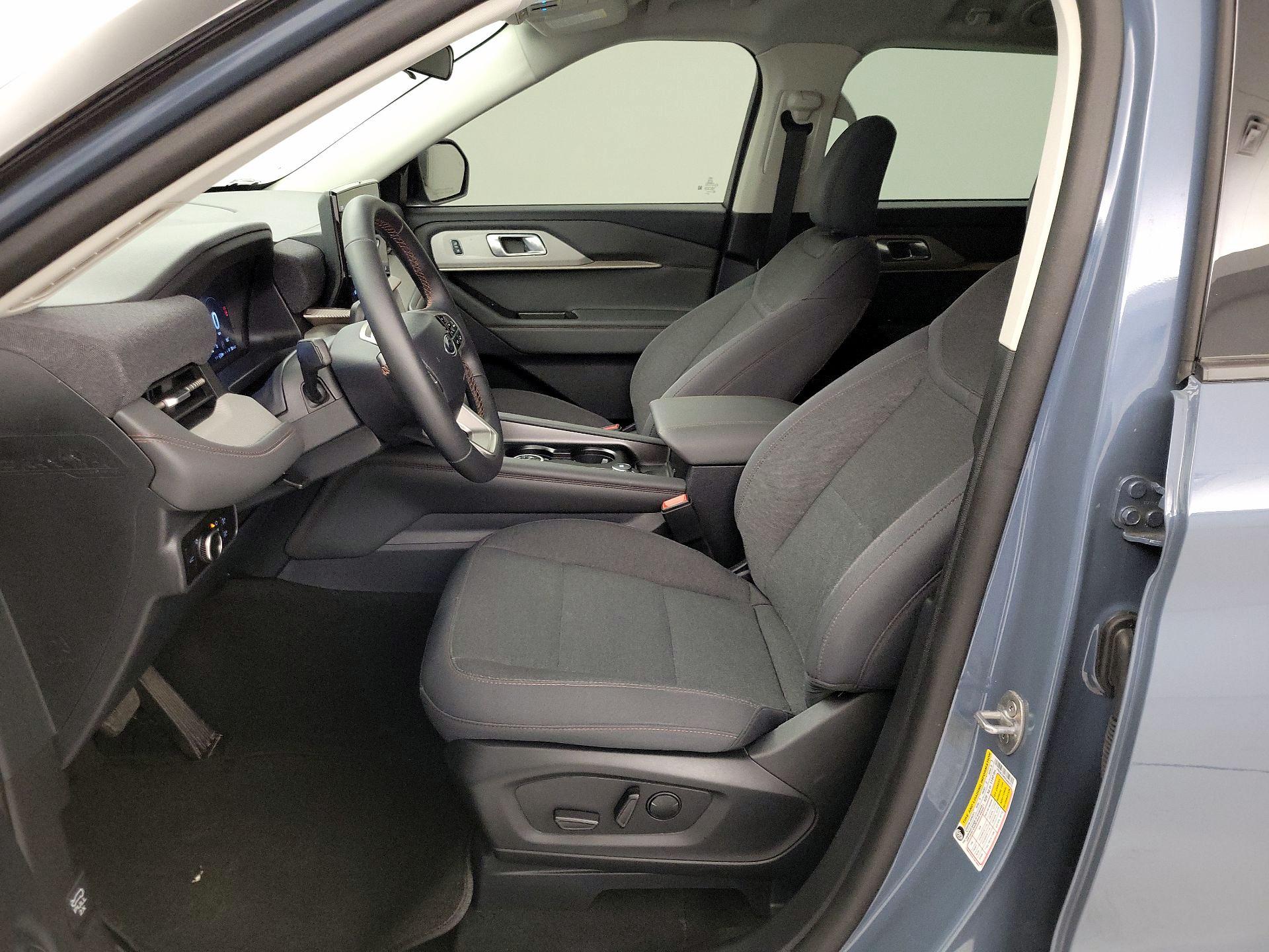 Thumbnail: 2025 Ford Explorer - 11