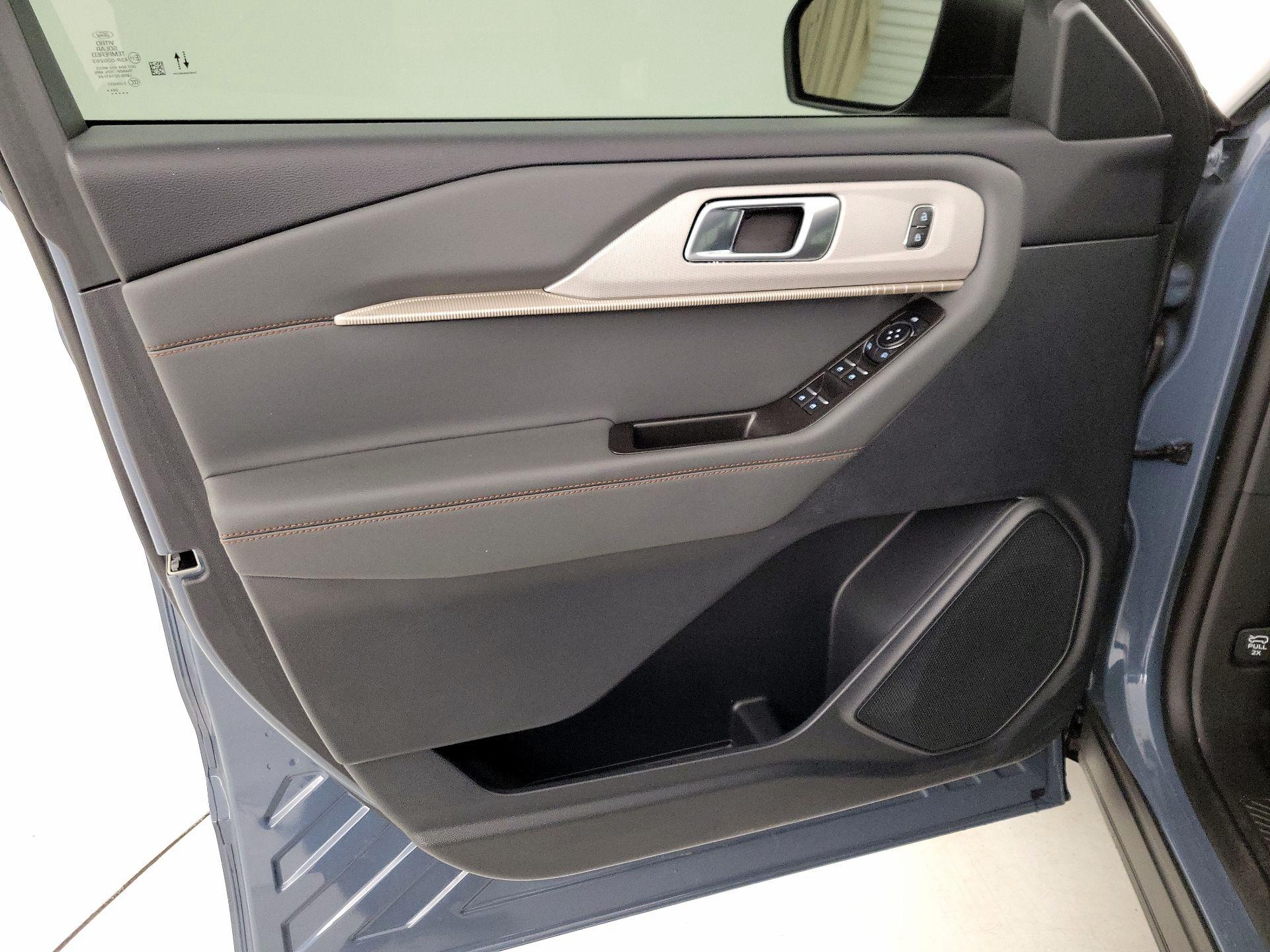 Thumbnail: 2025 Ford Explorer - 12