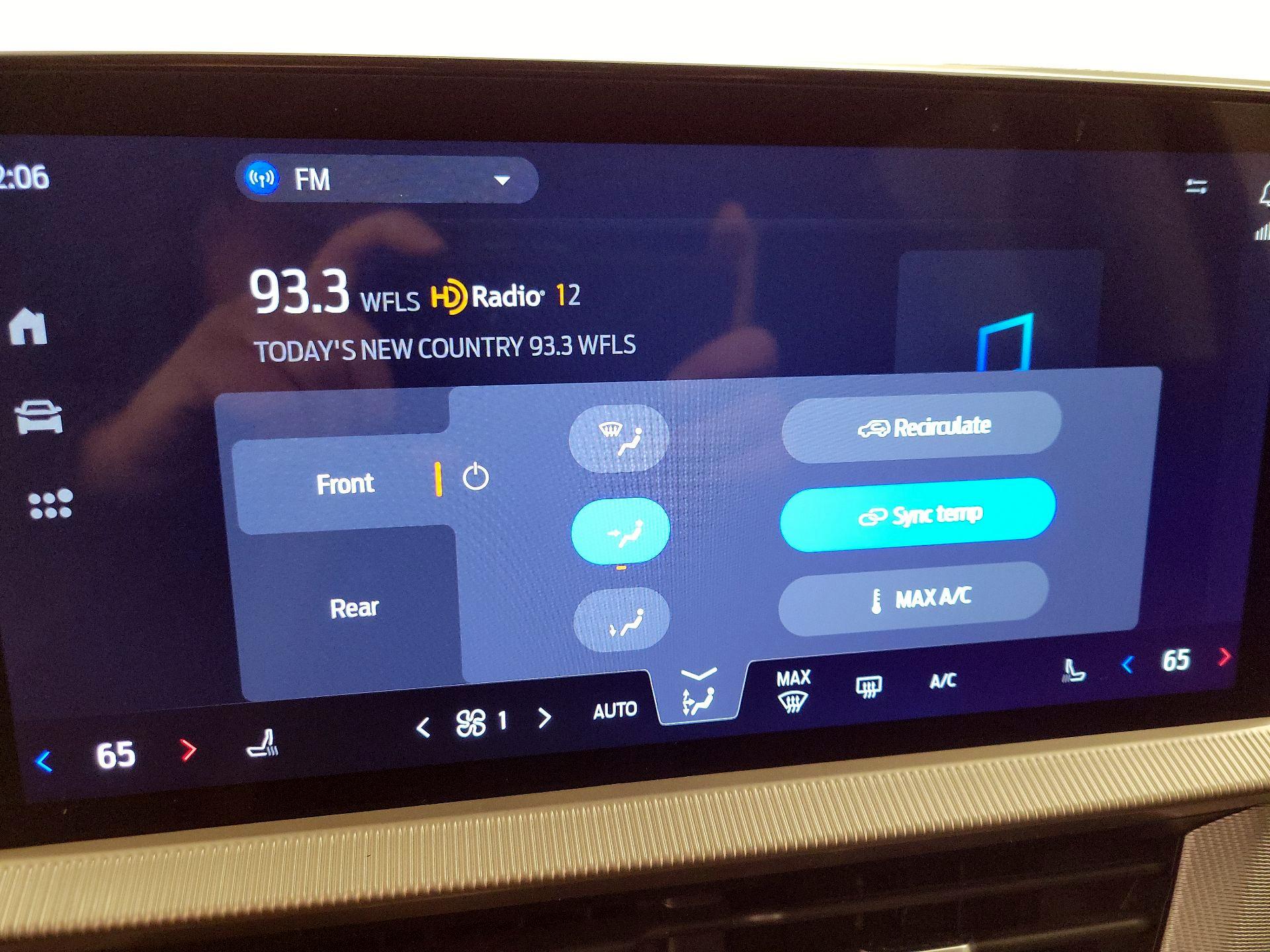 Thumbnail: 2025 Ford Explorer - 16