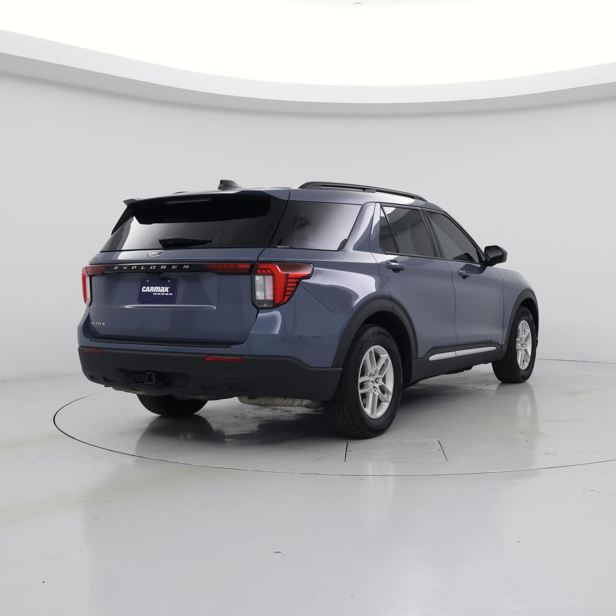 Thumbnail: 2025 Ford Explorer - 8