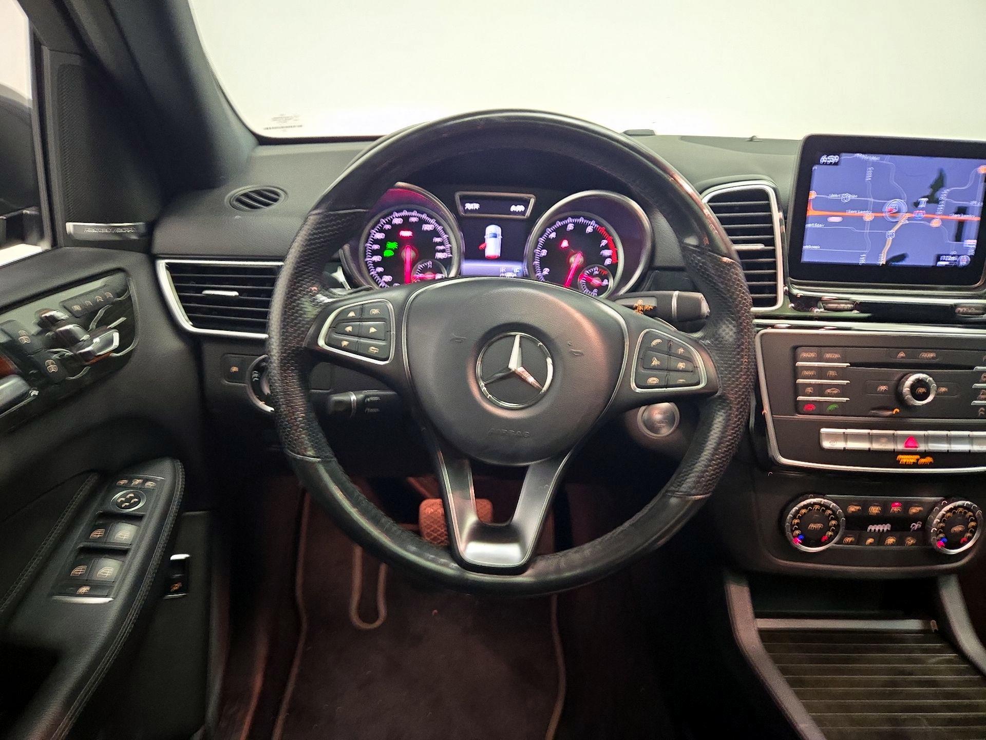 Thumbnail: 2018 Mercedes-Benz GLE - 10