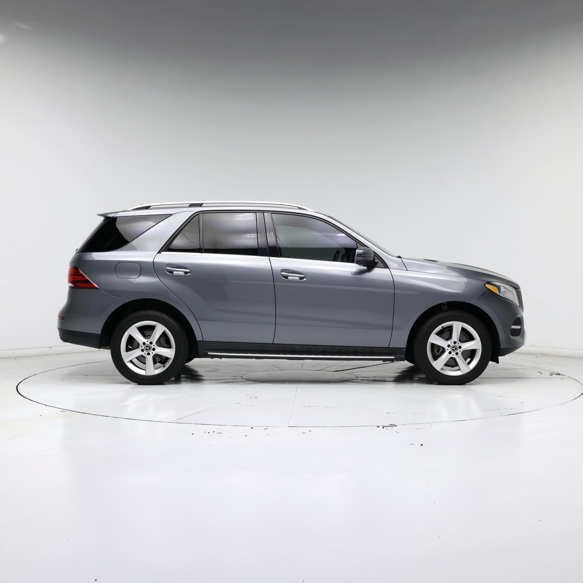 Thumbnail: 2018 Mercedes-Benz GLE - 7