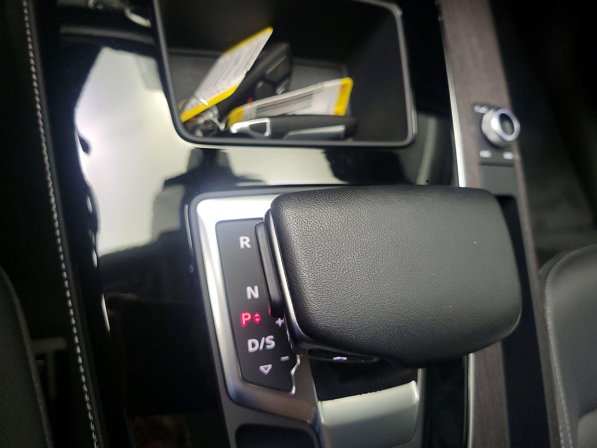 Thumbnail: 2023 Audi Q5 - 16