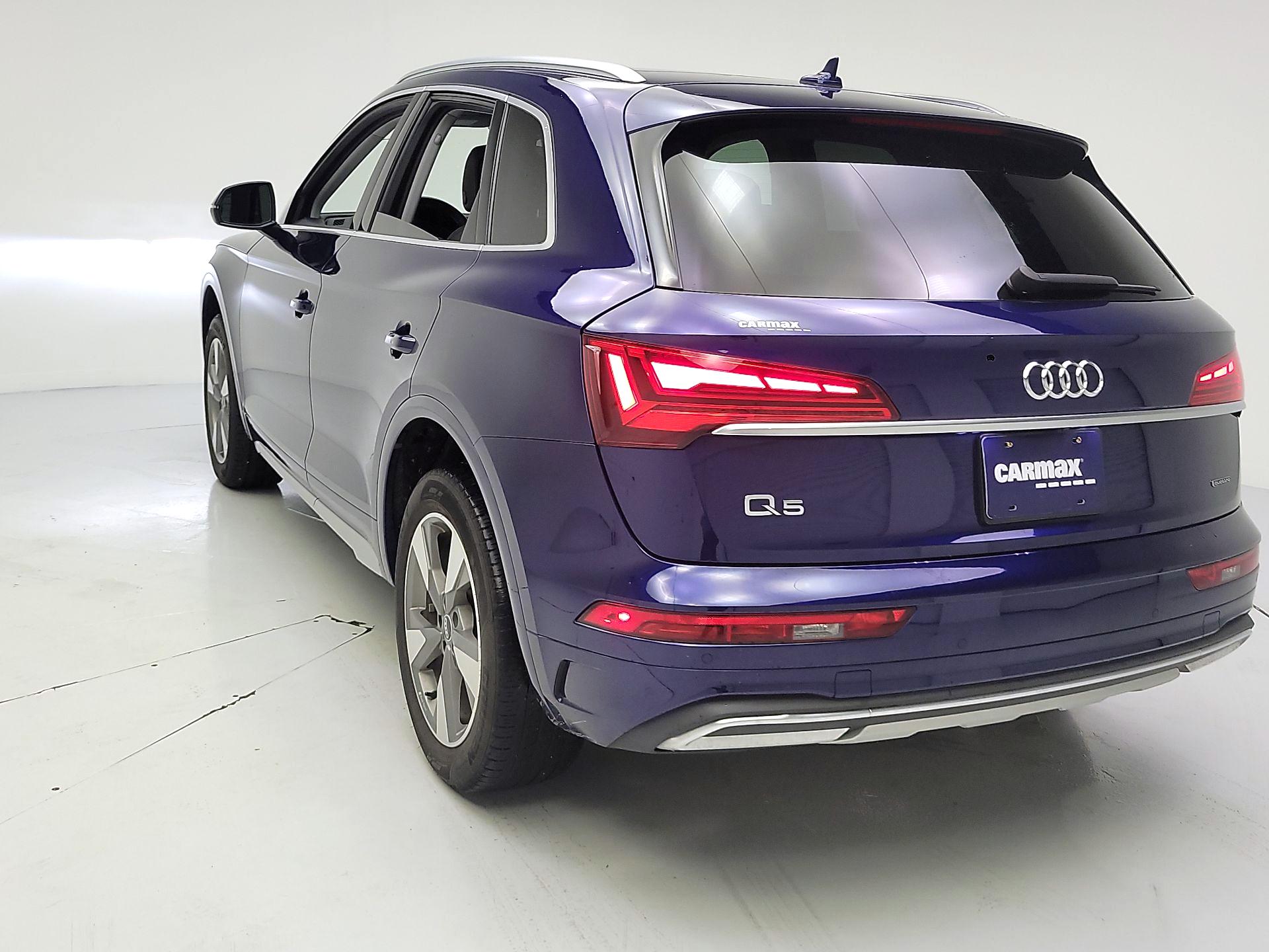 Thumbnail: 2023 Audi Q5 - 7