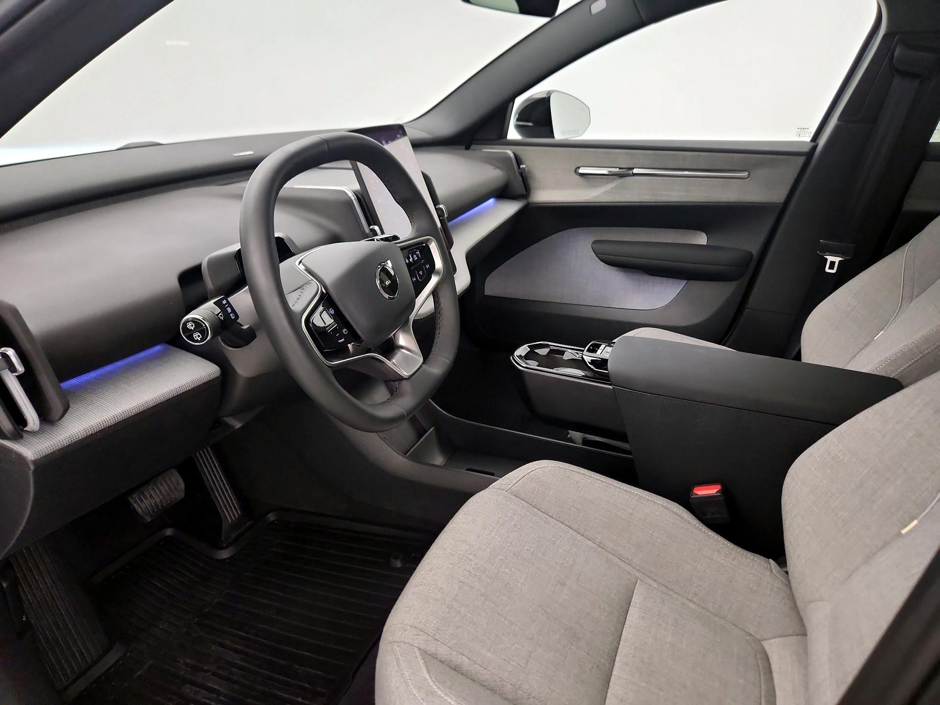 Thumbnail: 2025 Volvo EX30 - 11