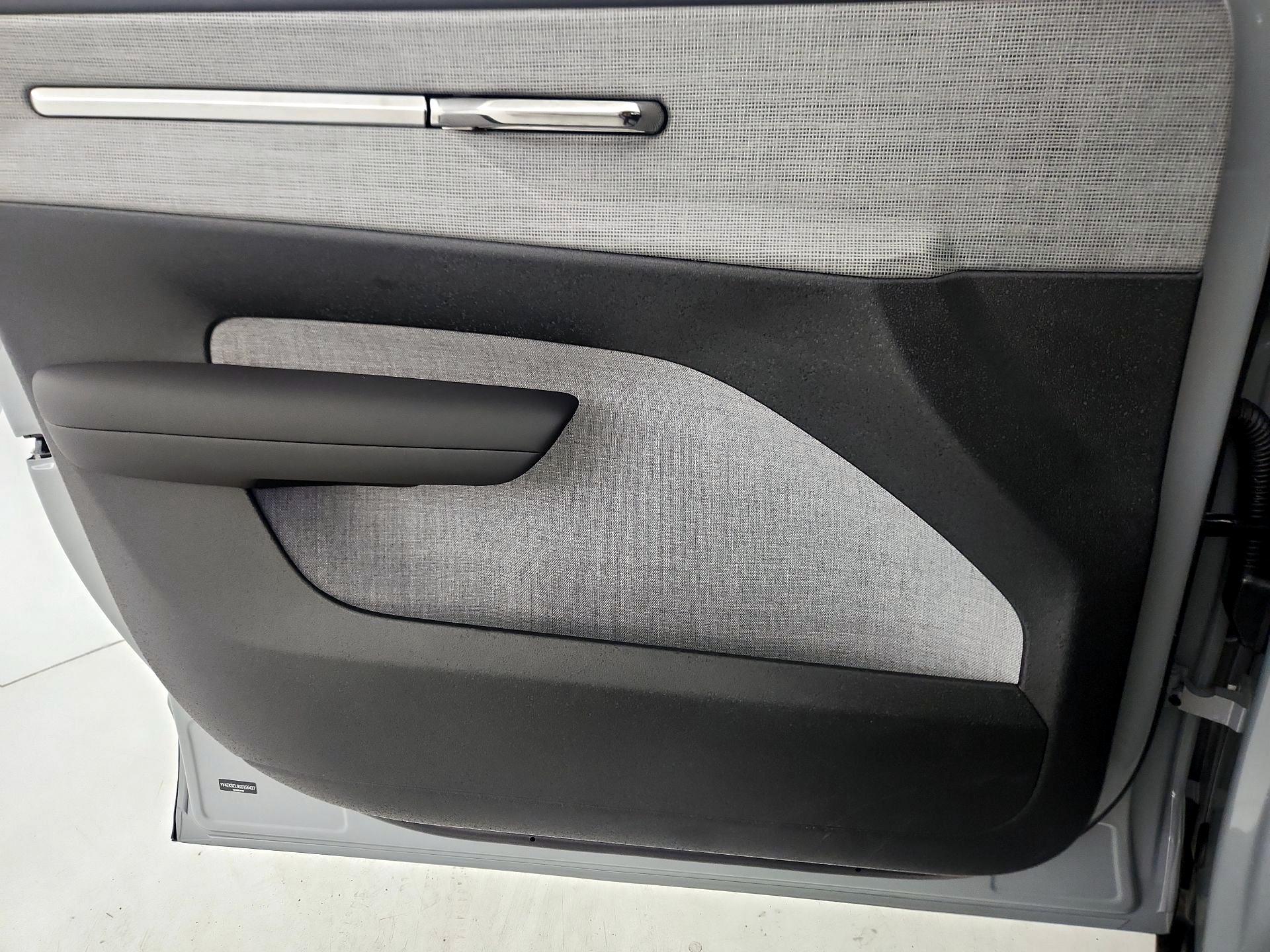 Thumbnail: 2025 Volvo EX30 - 12