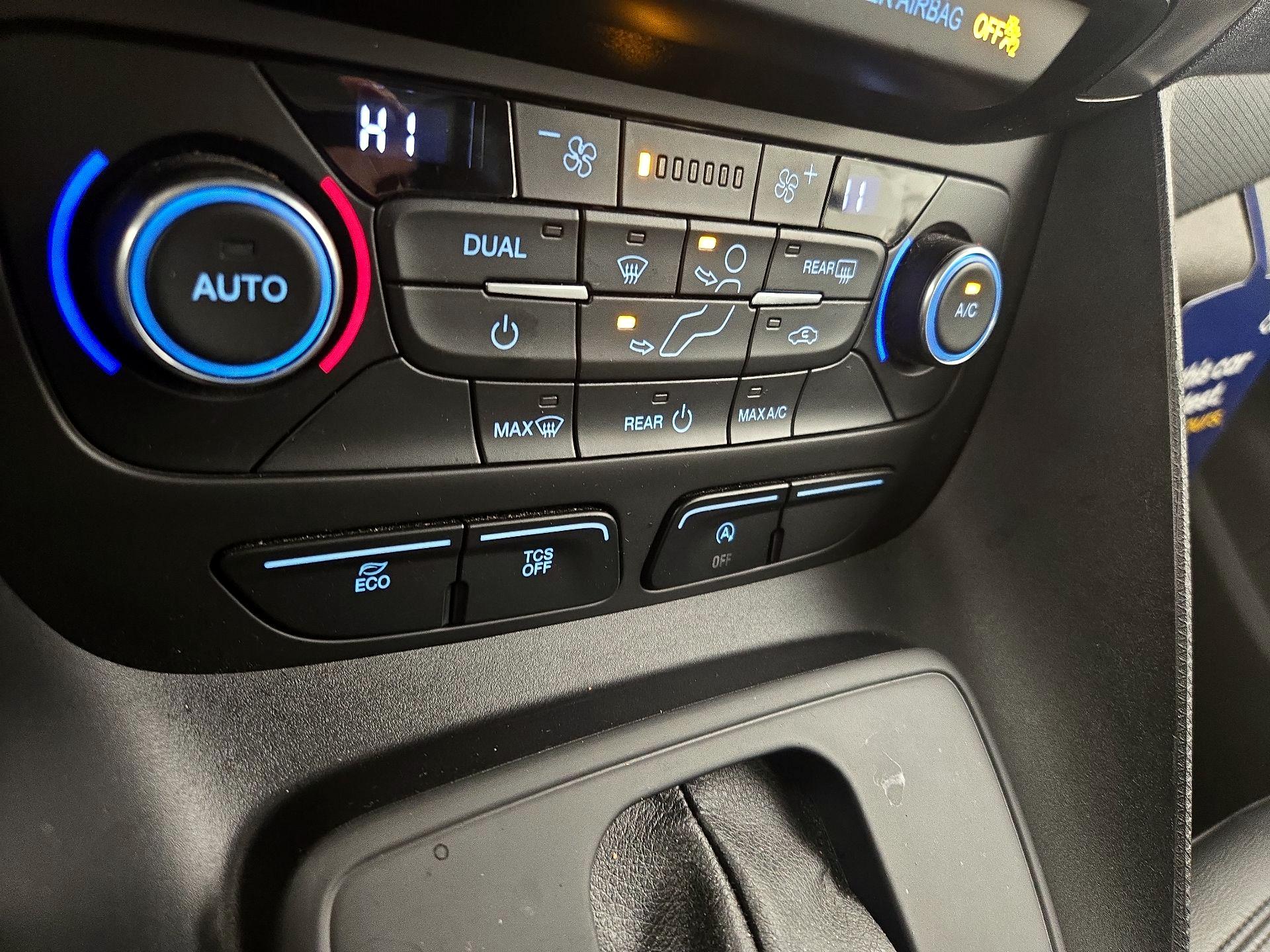 Thumbnail: 2022 Ford Transit Series - 16