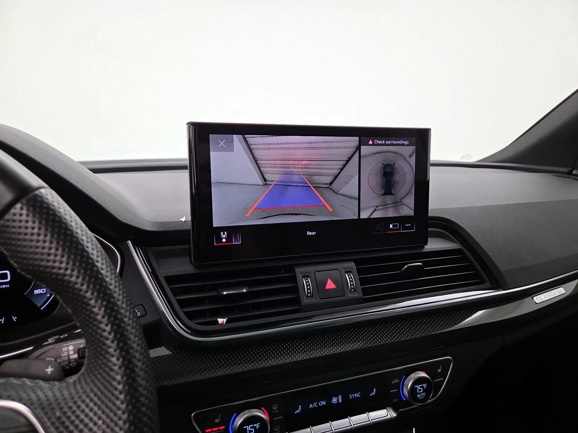 Thumbnail: 2022 Audi SQ5 - 14