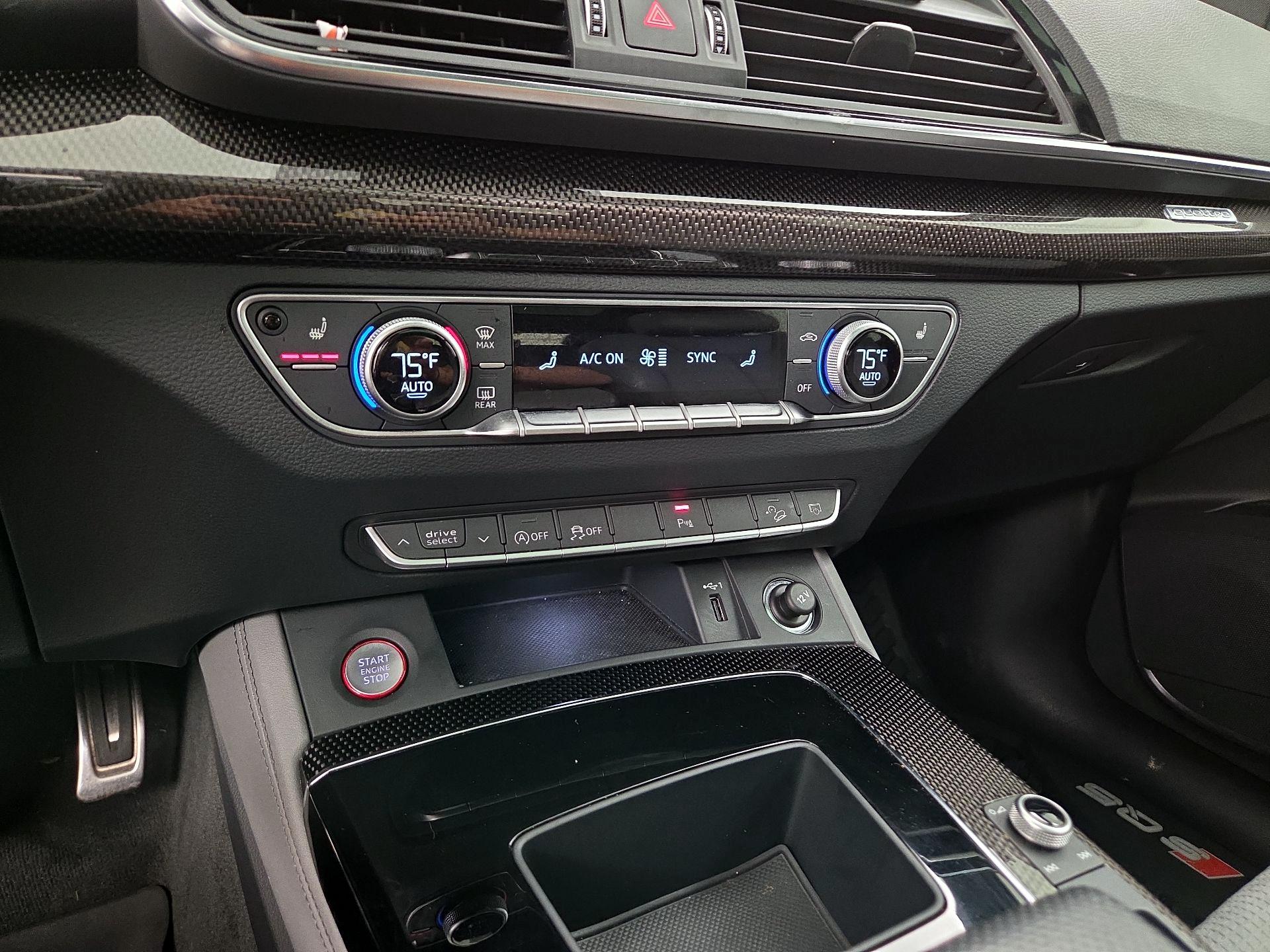 Thumbnail: 2022 Audi SQ5 - 16