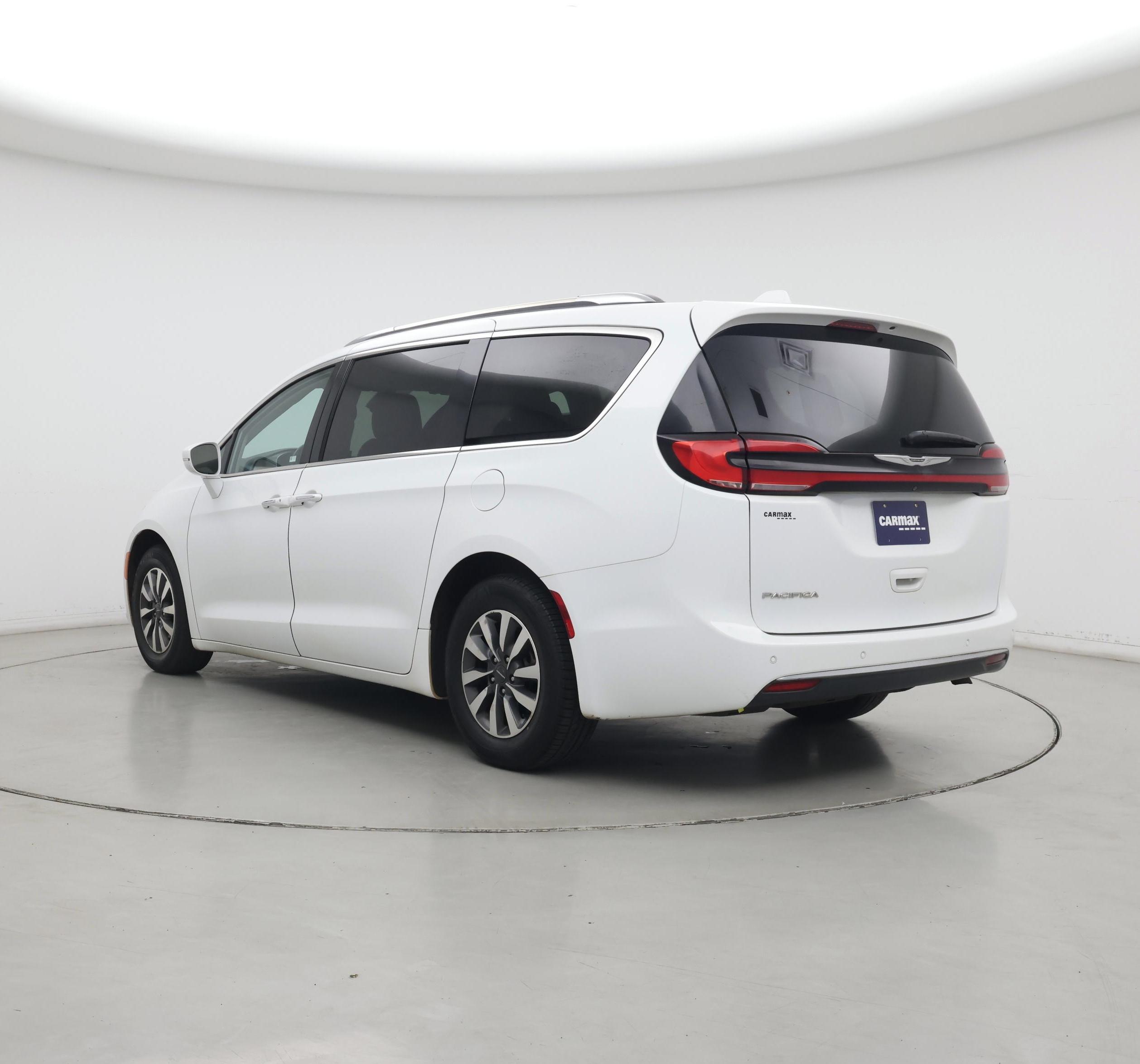Thumbnail: 2021 Chrysler Pacifica - 2