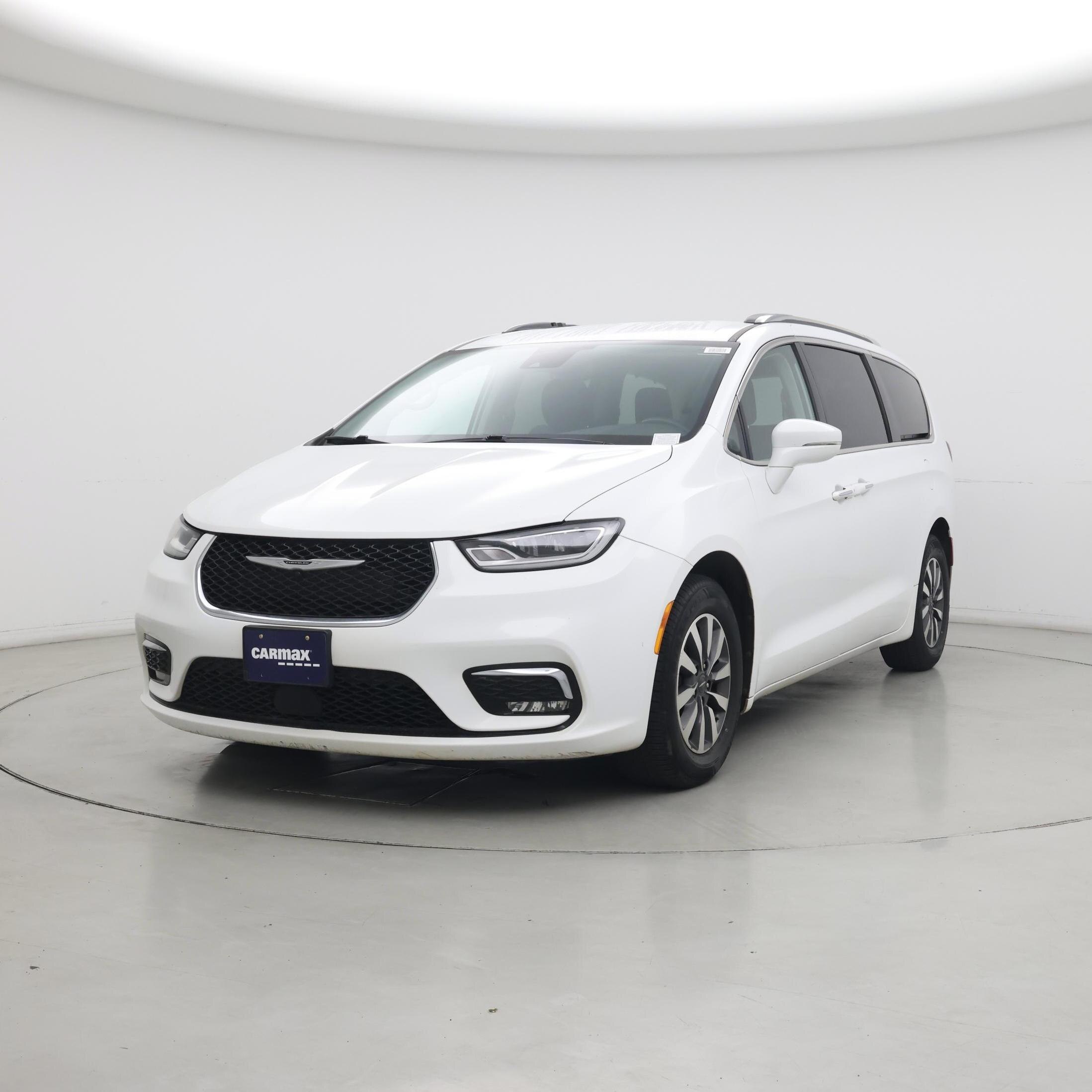 Thumbnail: 2021 Chrysler Pacifica - 4