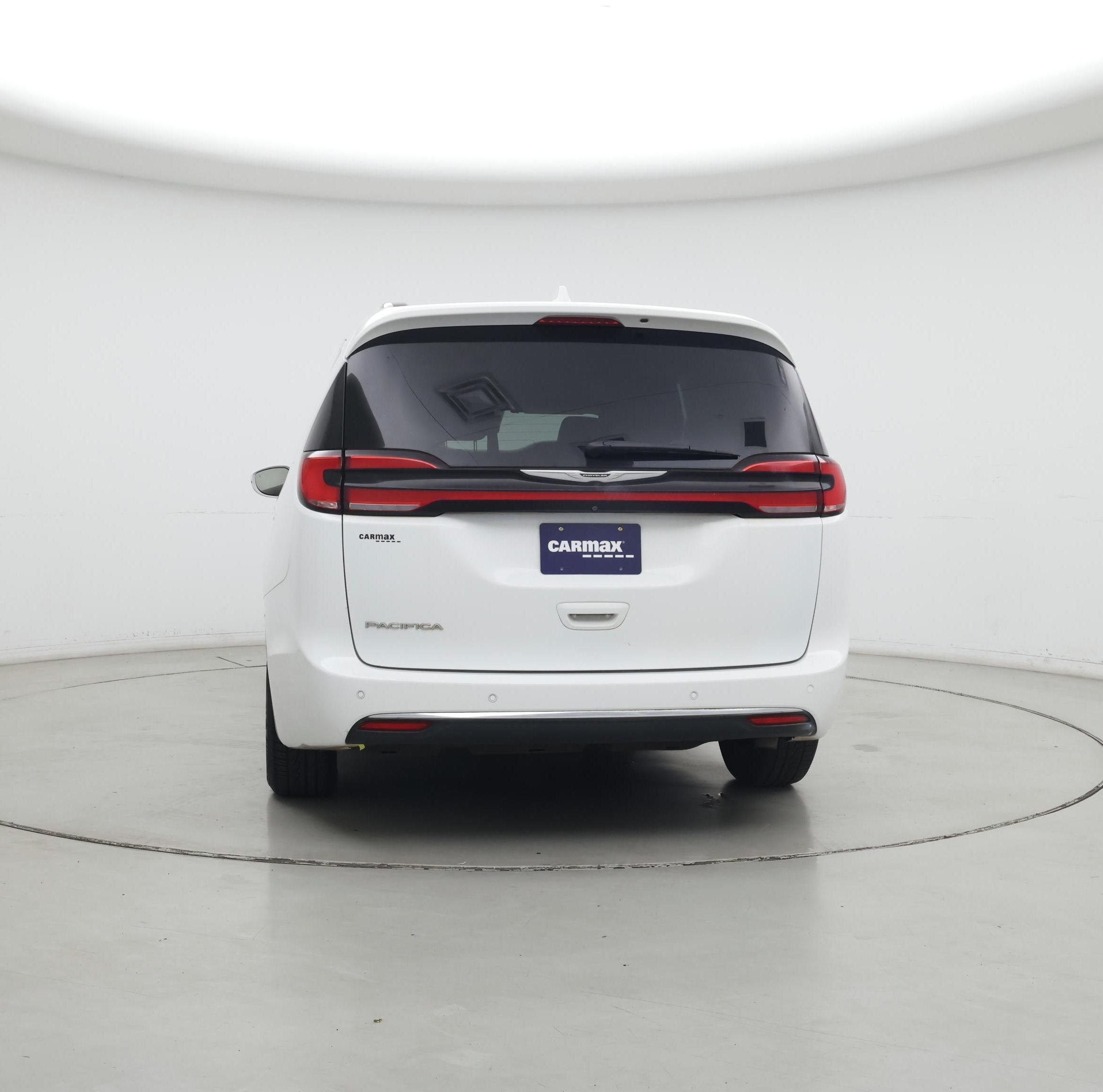Thumbnail: 2021 Chrysler Pacifica - 6