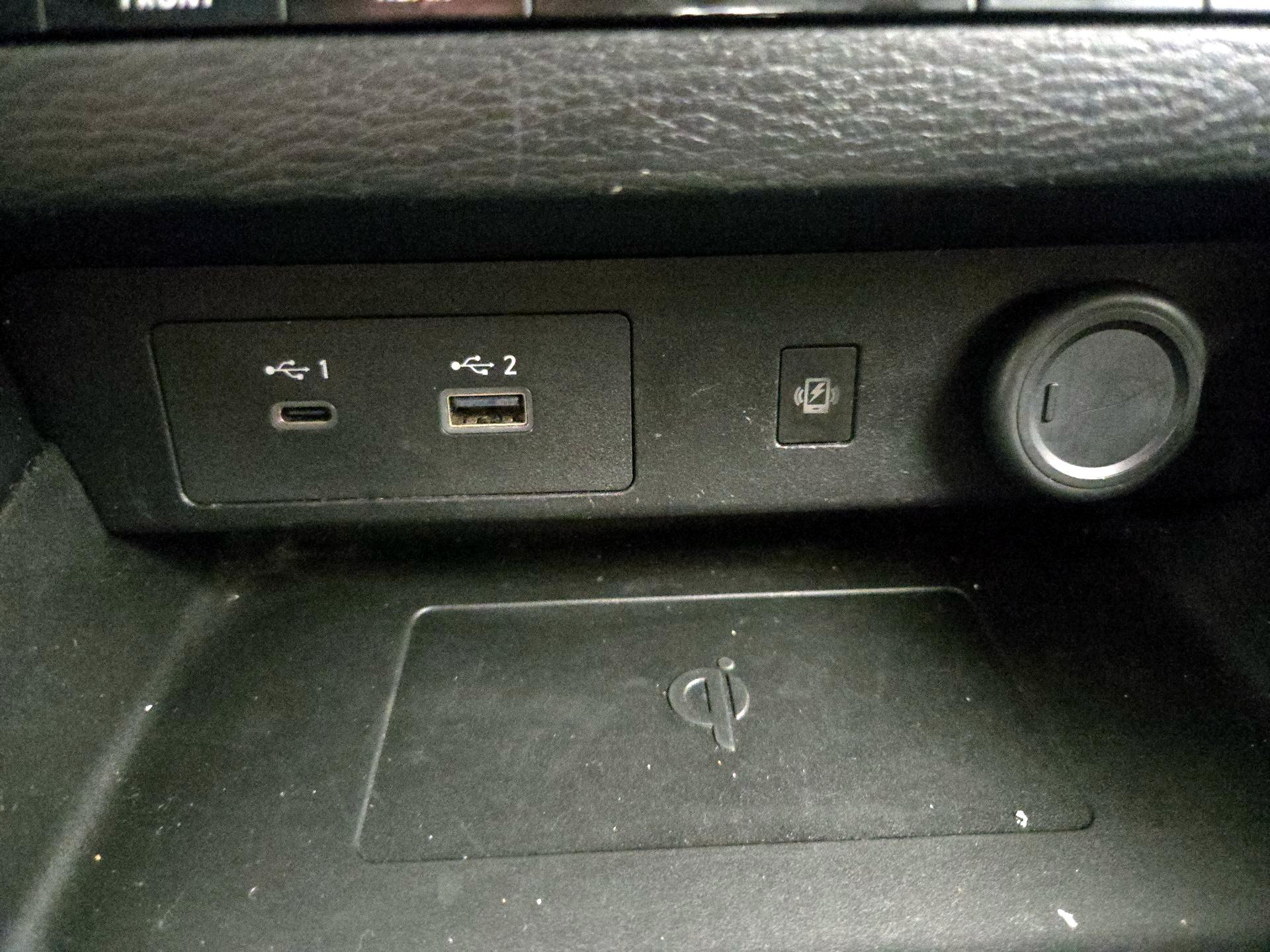 Thumbnail: 2024 Mitsubishi Outlander - 19