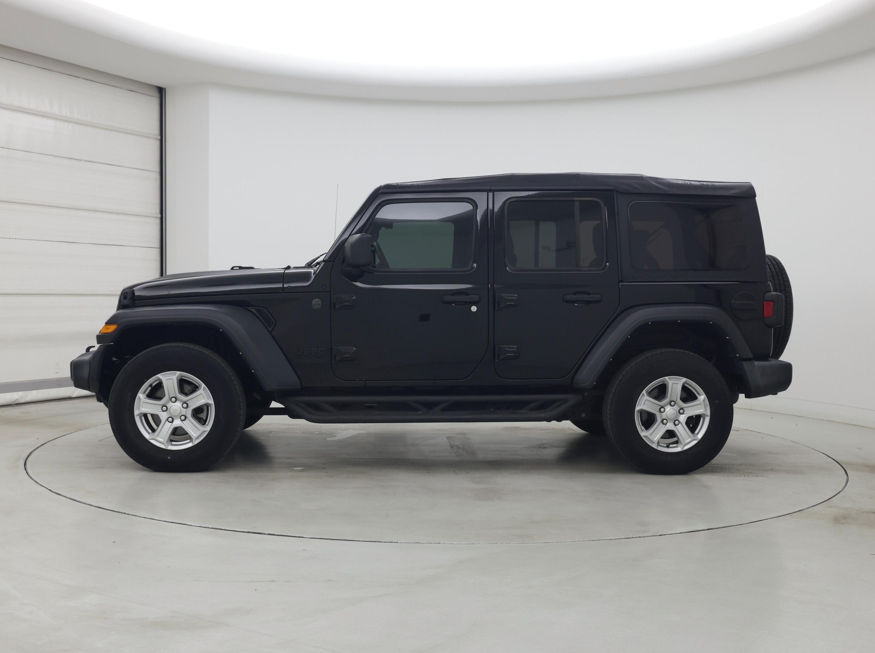 Thumbnail: 2022 Jeep Wrangler - 3