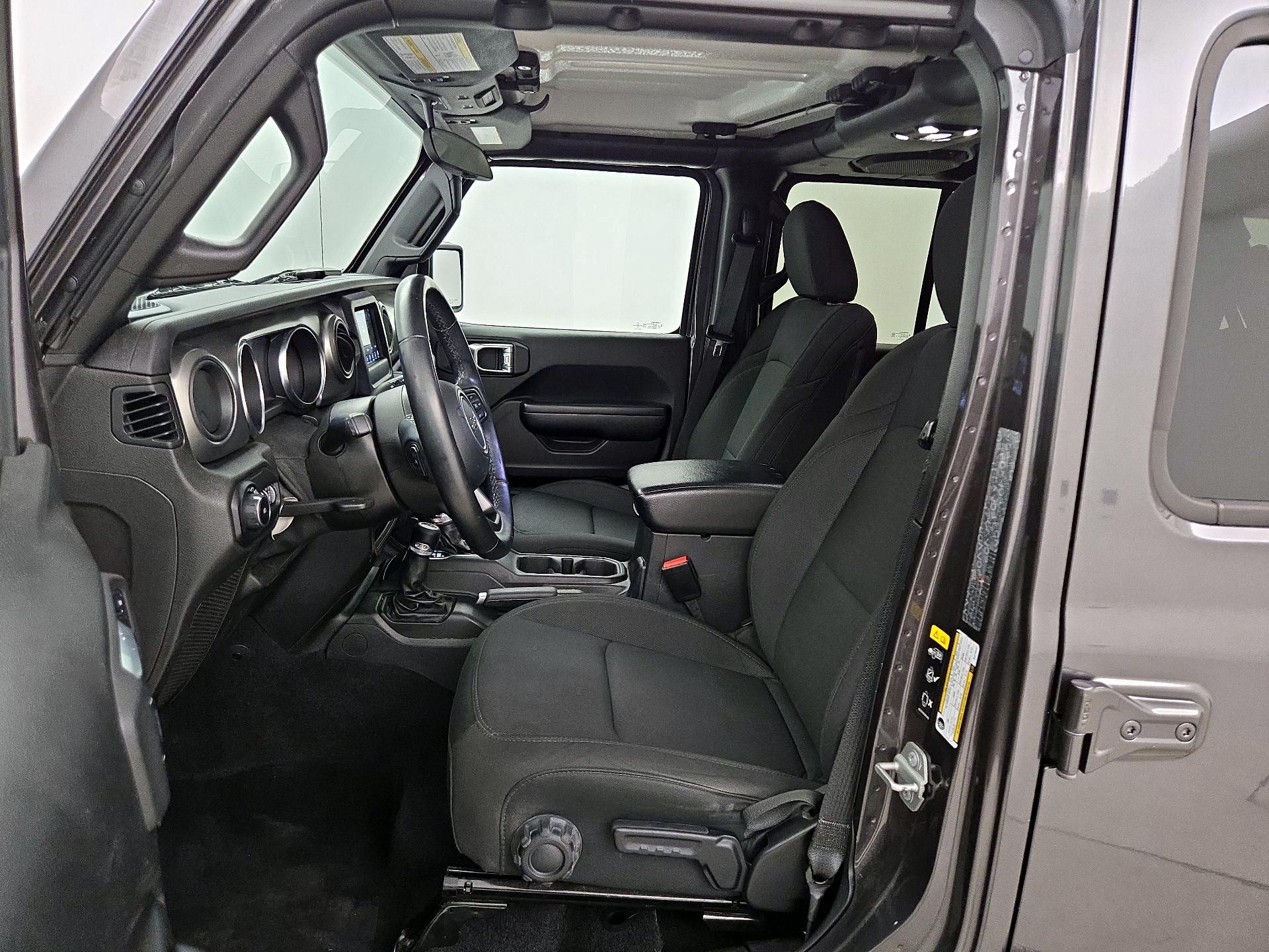 Thumbnail: 2021 Jeep Wrangler - 11